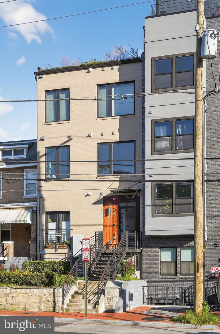 507 KENNEDY ST NW #1, WASHINGTON, District Of Columbia 20011, 2 Bedrooms Bedrooms, ,1 BathroomBathrooms,Residential,For sale,507 KENNEDY ST NW #1,DCDC2228962 MLS # DCDC2228962