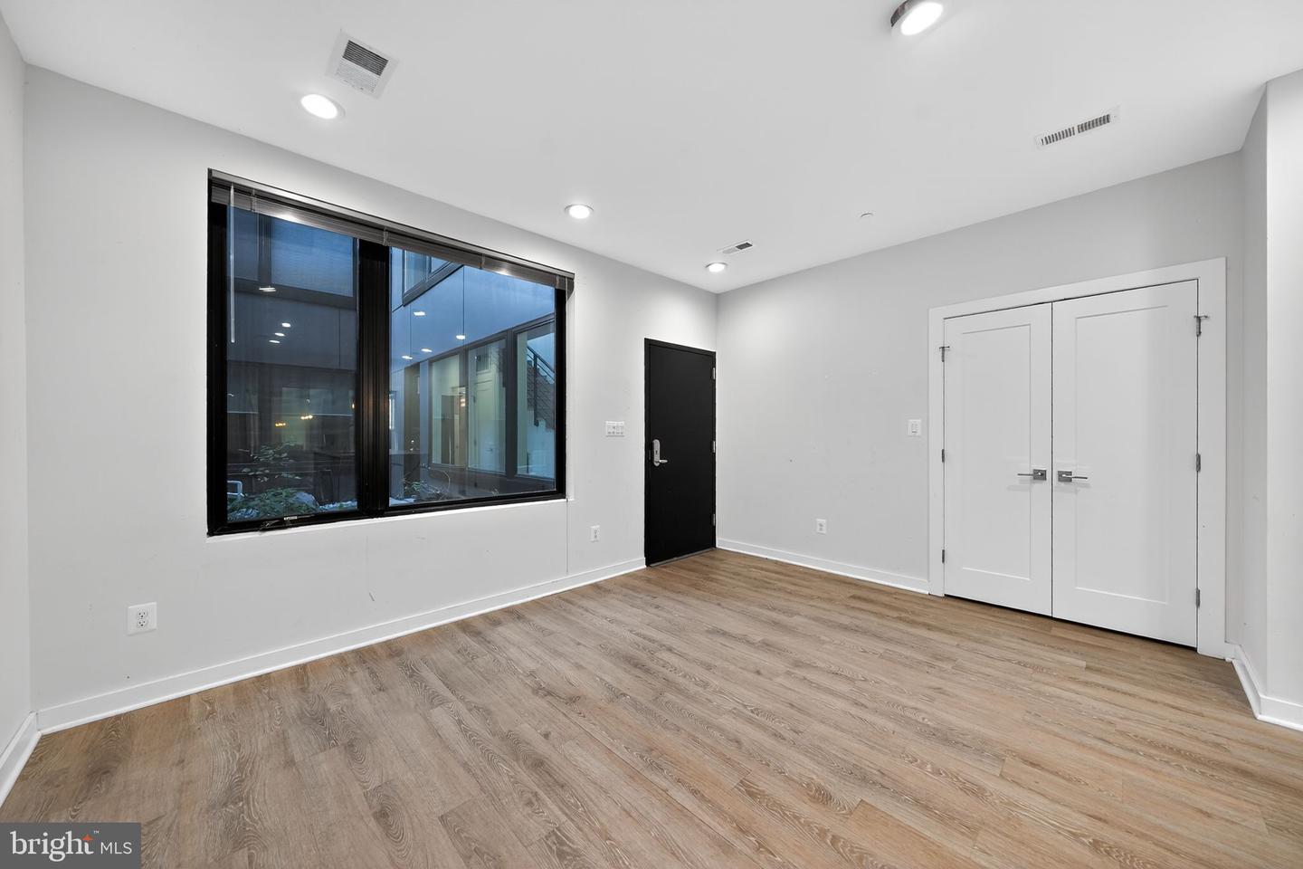 507 KENNEDY ST NW #1, WASHINGTON, District Of Columbia 20011, 2 Bedrooms Bedrooms, ,1 BathroomBathrooms,Residential,For sale,507 KENNEDY ST NW #1,DCDC2228962 MLS # DCDC2228962