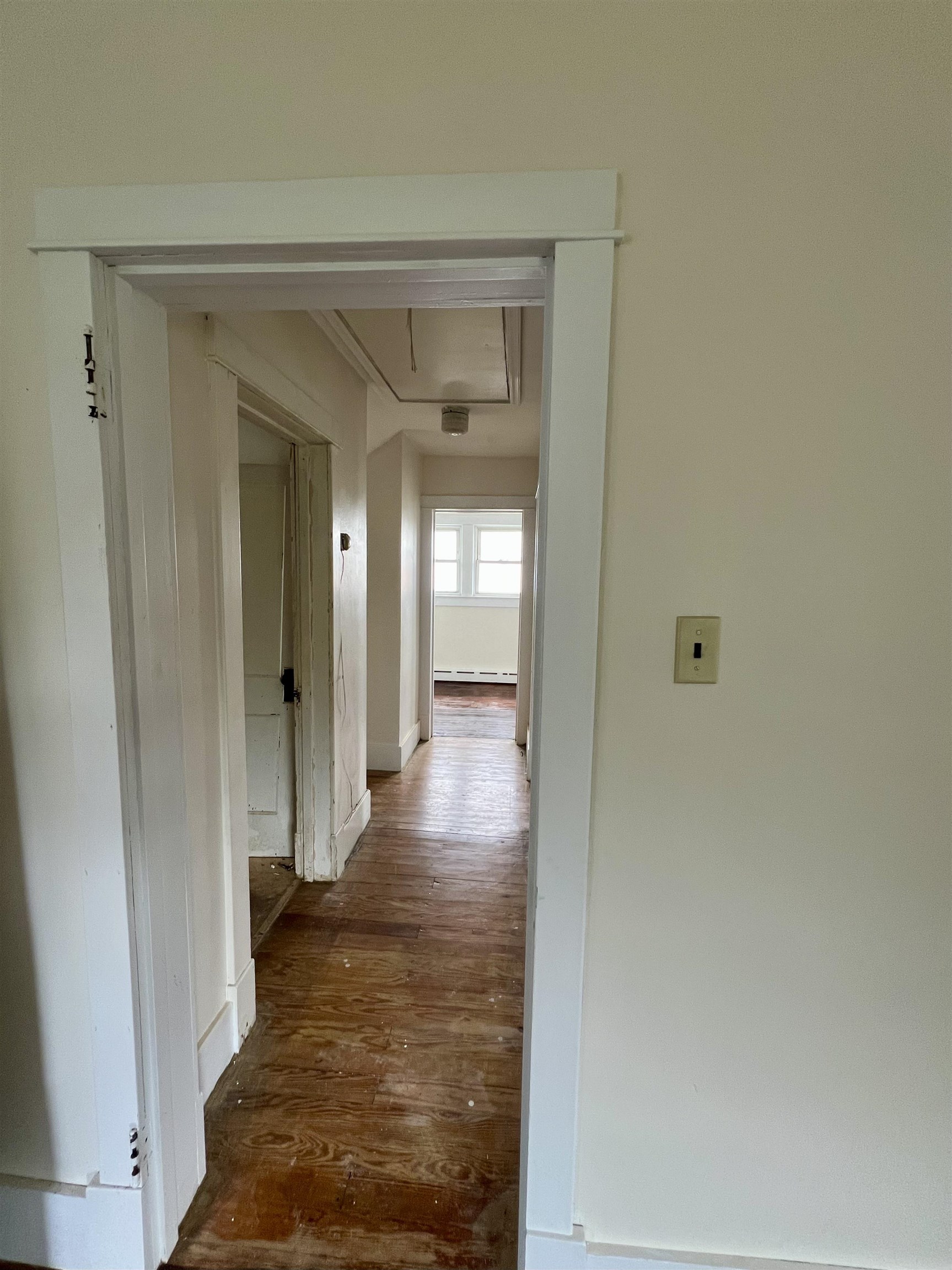 411 SHENANDOAH AVE, SHENANDOAH, Virginia 22849, 3 Bedrooms Bedrooms, ,1 BathroomBathrooms,Residential,411 SHENANDOAH AVE,668256 MLS # 668256