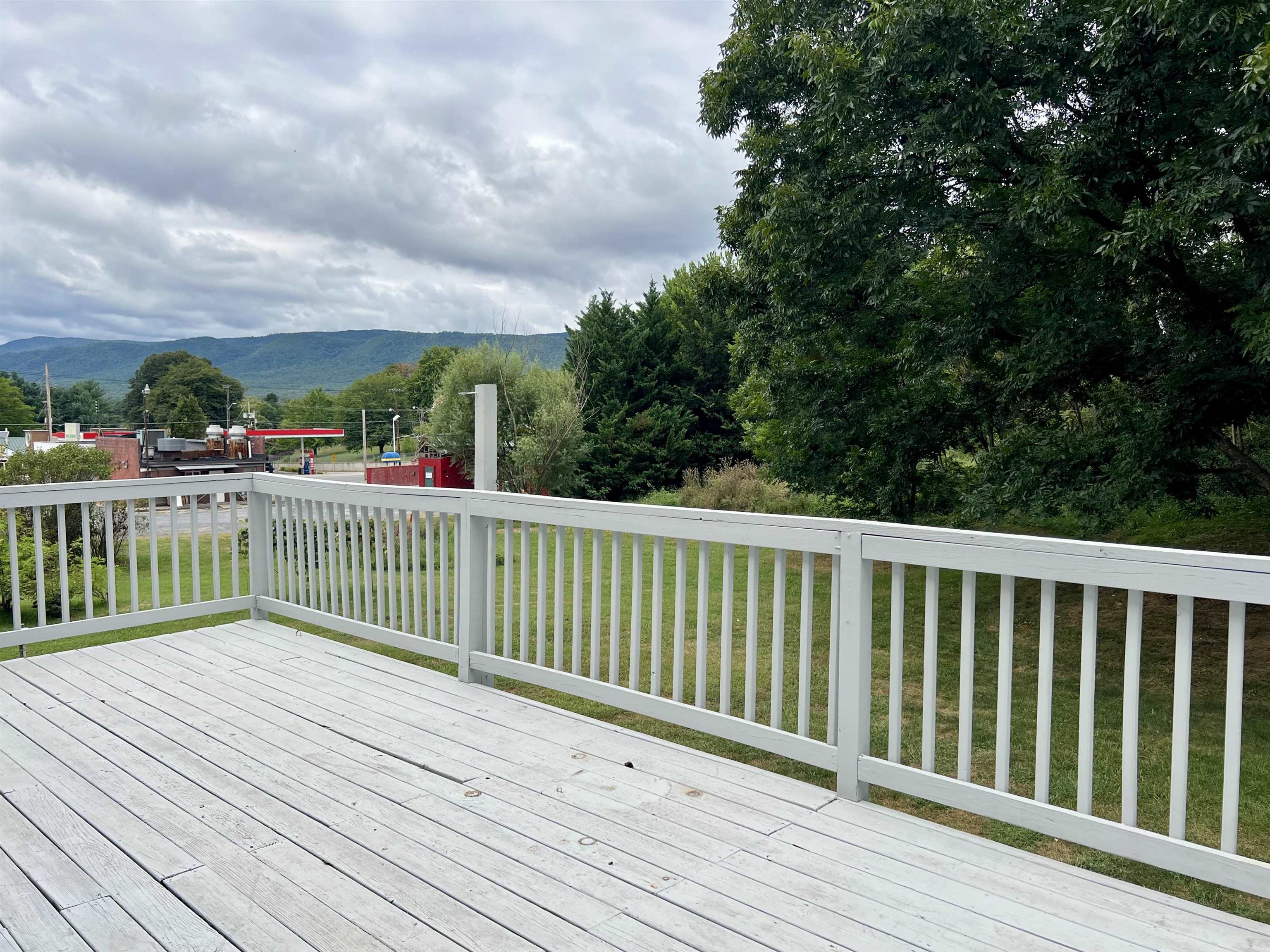 411 SHENANDOAH AVE, SHENANDOAH, Virginia 22849, 3 Bedrooms Bedrooms, ,1 BathroomBathrooms,Residential,411 SHENANDOAH AVE,668256 MLS # 668256