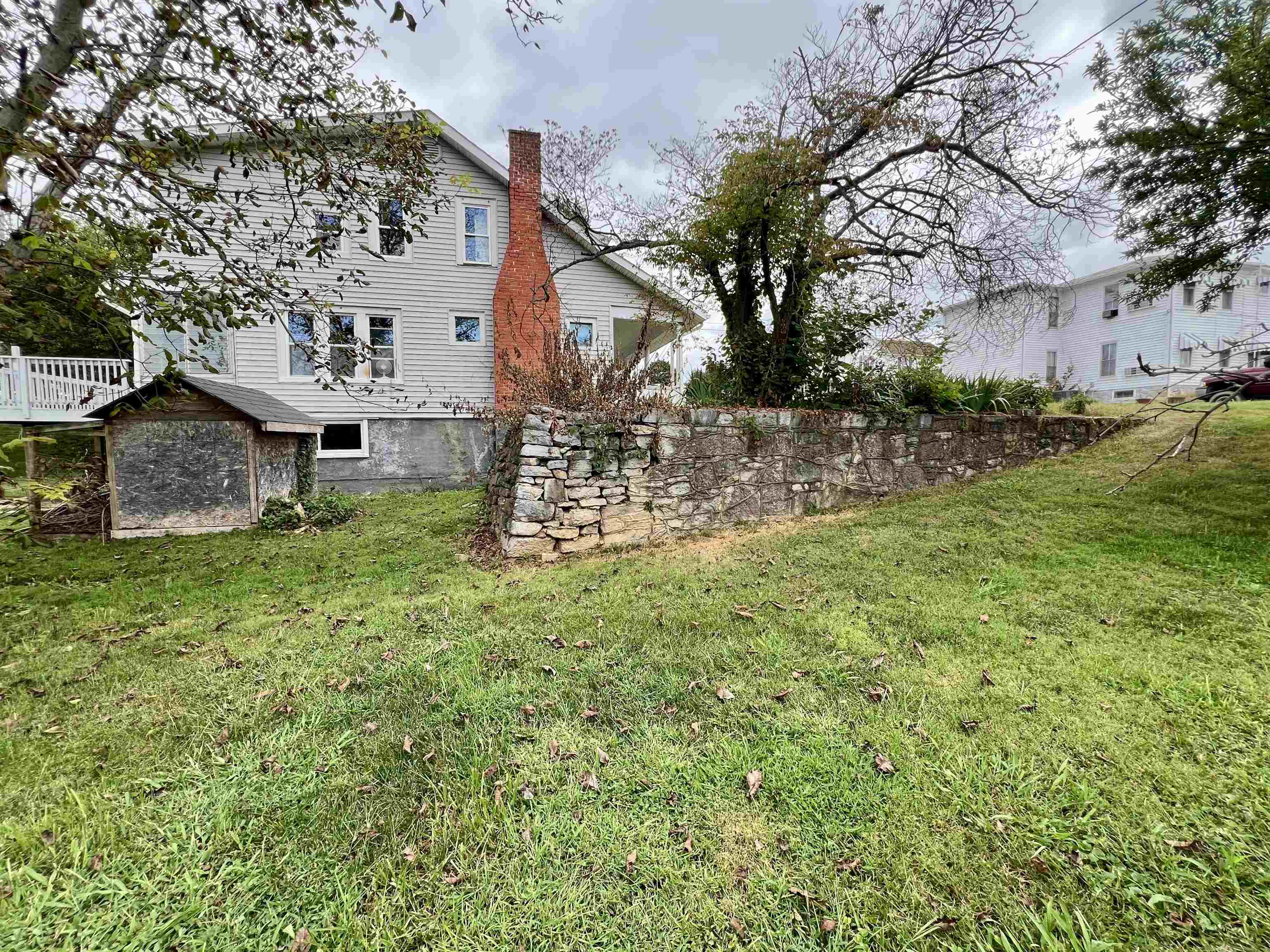 411 SHENANDOAH AVE, SHENANDOAH, Virginia 22849, 3 Bedrooms Bedrooms, ,1 BathroomBathrooms,Residential,411 SHENANDOAH AVE,668256 MLS # 668256