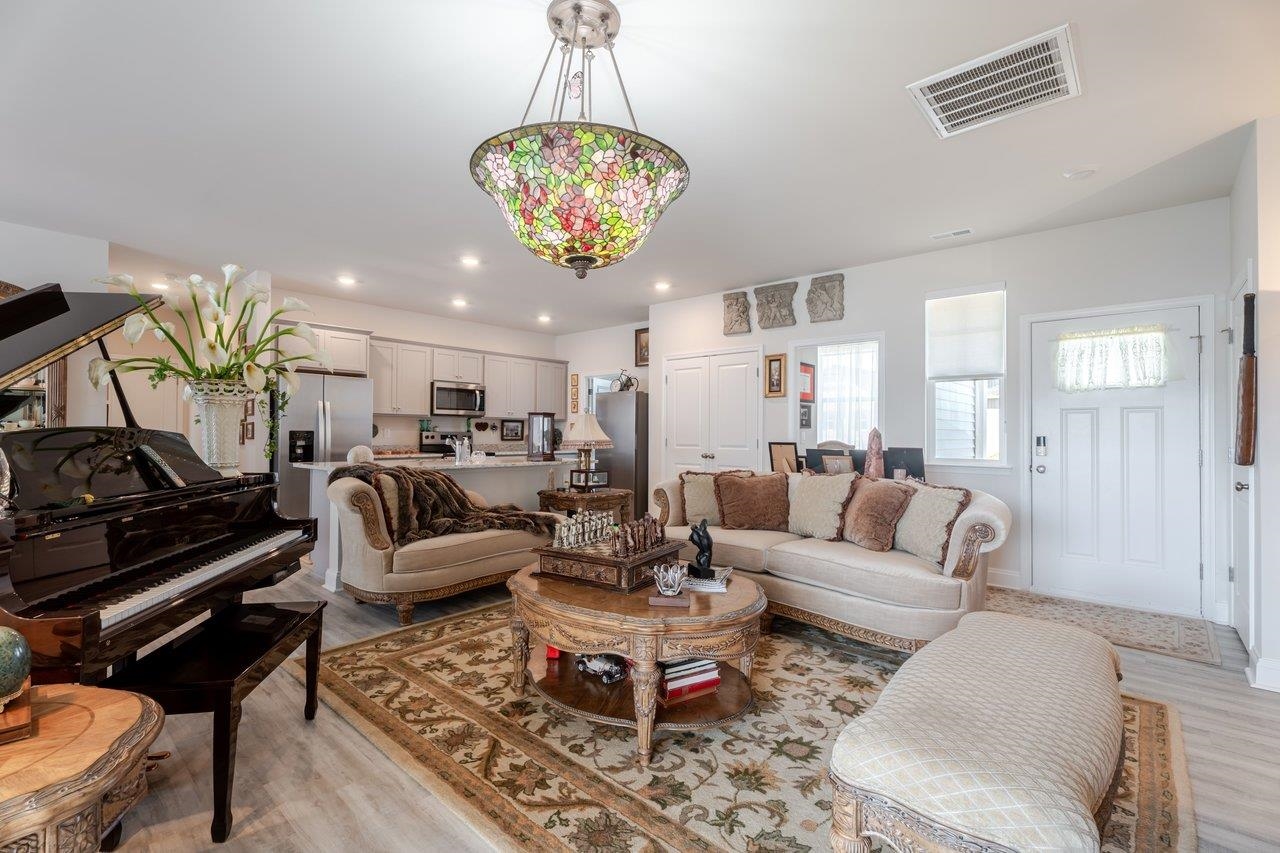 14610 BEATTY DR, ELKTON, Virginia 22827, 3 Bedrooms Bedrooms, ,2 BathroomsBathrooms,Residential,14610 BEATTY DR,673100 MLS # 673100