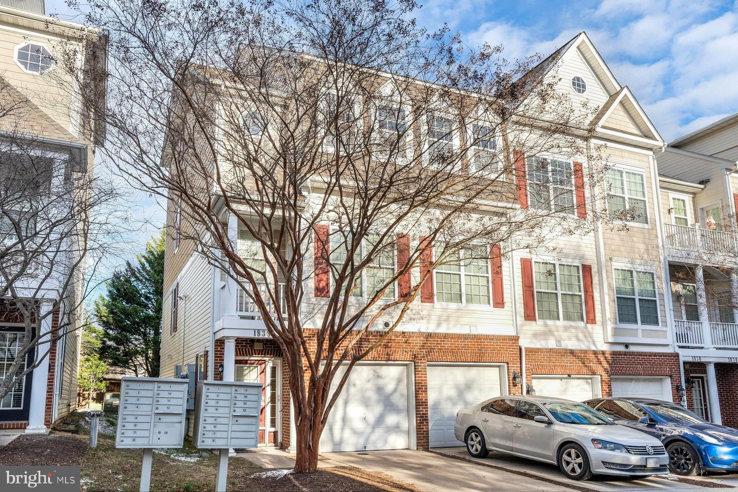 1838 CEDAR COVE WAY #201, WOODBRIDGE, Virginia 22191, 3 Bedrooms Bedrooms, ,2 BathroomsBathrooms,Residential,For sale,1838 CEDAR COVE WAY #201,VAPW2109246 MLS # VAPW2109246