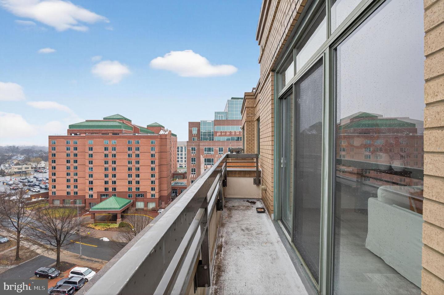 3625 10TH ST N #907, ARLINGTON, Virginia 22201, 2 Bedrooms Bedrooms, 8 Rooms Rooms,2 BathroomsBathrooms,Residential,For sale,3625 10TH ST N #907,VAAR2068232 MLS # VAAR2068232 3625 10TH ST N #907, ARLINGTON, Virginia 22201, 2 Bedrooms Bedrooms, 8 Rooms Rooms,2 BathroomsBathrooms,Residential,For sale,3625 10TH ST N #907,VAAR2068232 MLS # VAAR2068232