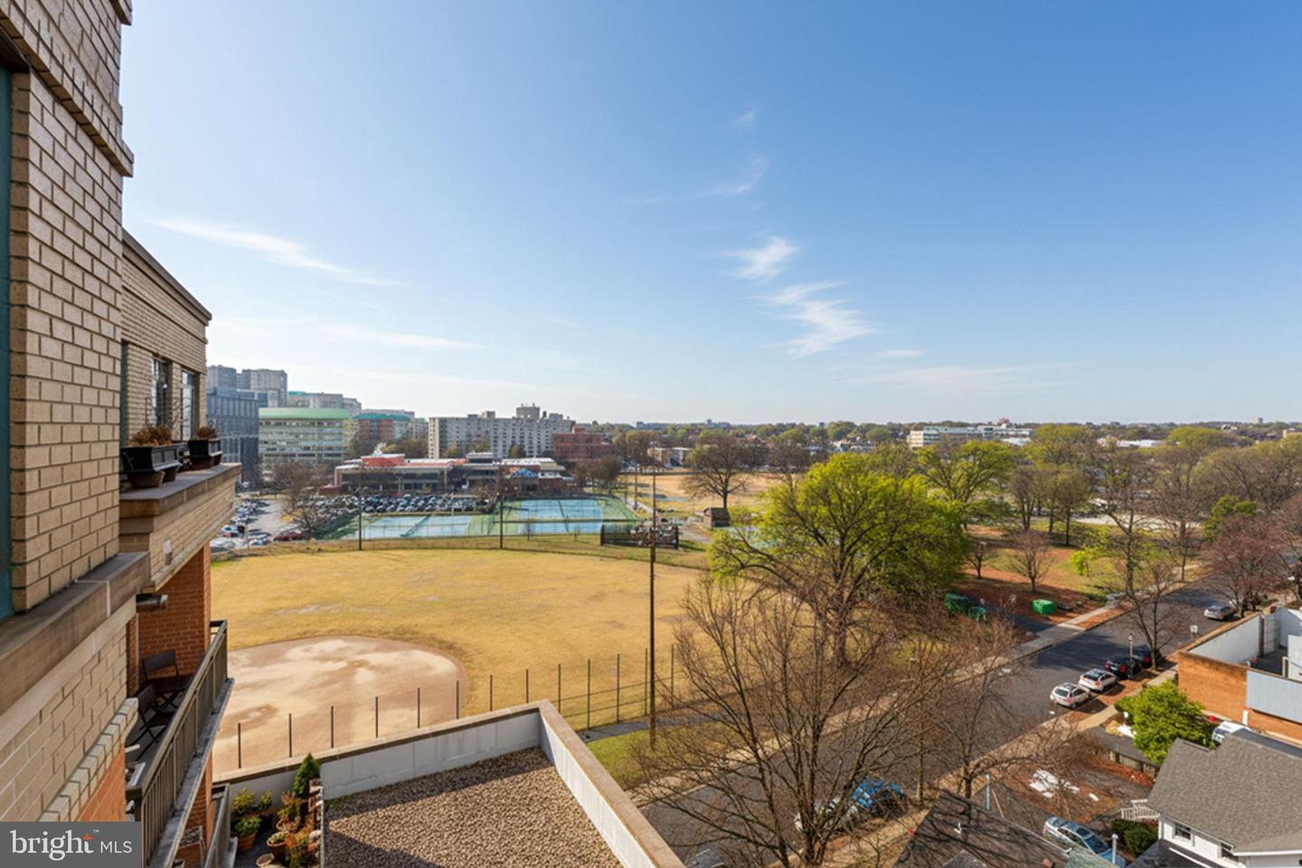 3625 10TH ST N #907, ARLINGTON, Virginia 22201, 2 Bedrooms Bedrooms, 8 Rooms Rooms,2 BathroomsBathrooms,Residential,For sale,3625 10TH ST N #907,VAAR2068232 MLS # VAAR2068232 3625 10TH ST N #907, ARLINGTON, Virginia 22201, 2 Bedrooms Bedrooms, 8 Rooms Rooms,2 BathroomsBathrooms,Residential,For sale,3625 10TH ST N #907,VAAR2068232 MLS # VAAR2068232