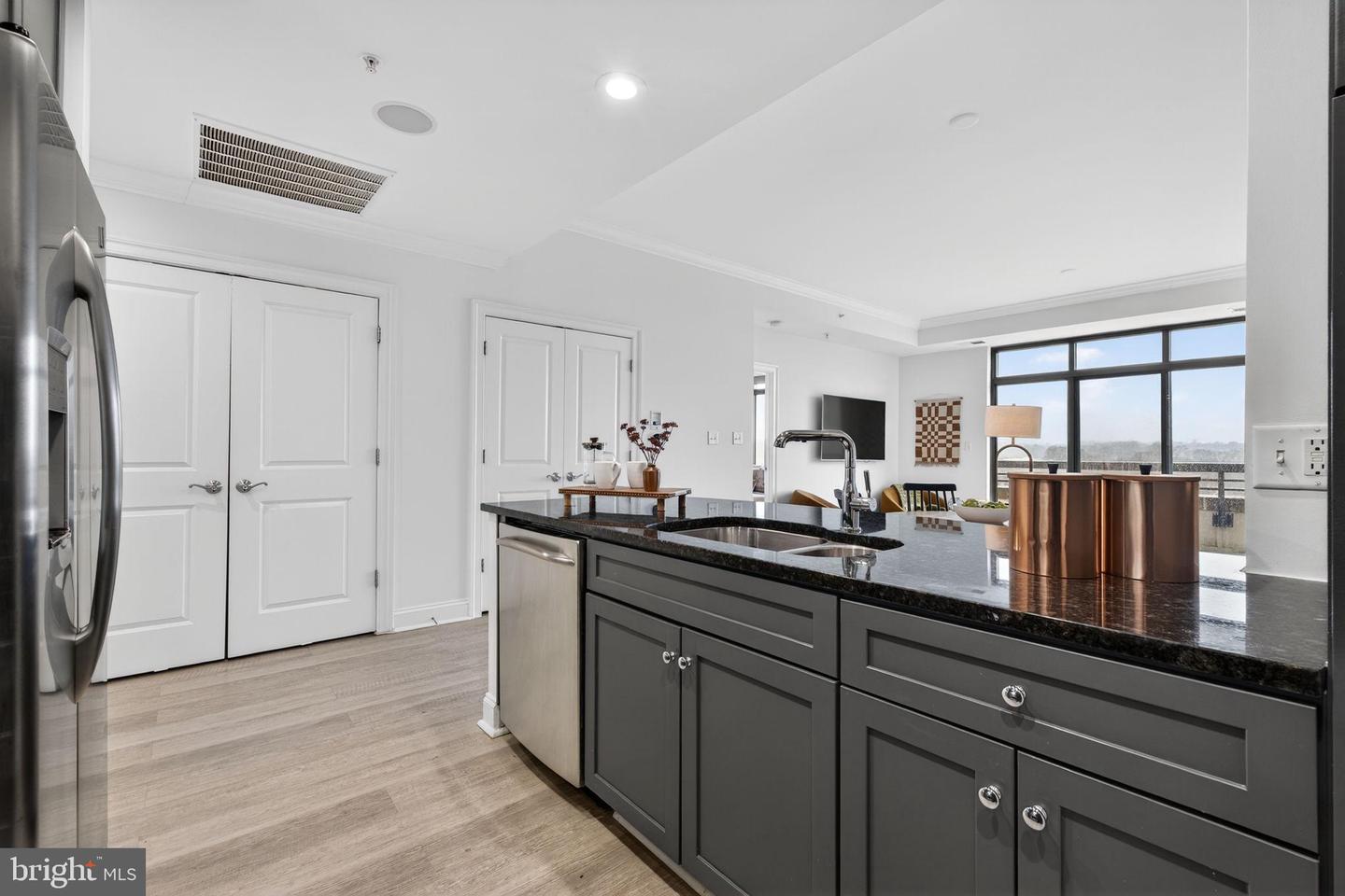 3625 10TH ST N #907, ARLINGTON, Virginia 22201, 2 Bedrooms Bedrooms, 8 Rooms Rooms,2 BathroomsBathrooms,Residential,For sale,3625 10TH ST N #907,VAAR2068232 MLS # VAAR2068232 3625 10TH ST N #907, ARLINGTON, Virginia 22201, 2 Bedrooms Bedrooms, 8 Rooms Rooms,2 BathroomsBathrooms,Residential,For sale,3625 10TH ST N #907,VAAR2068232 MLS # VAAR2068232