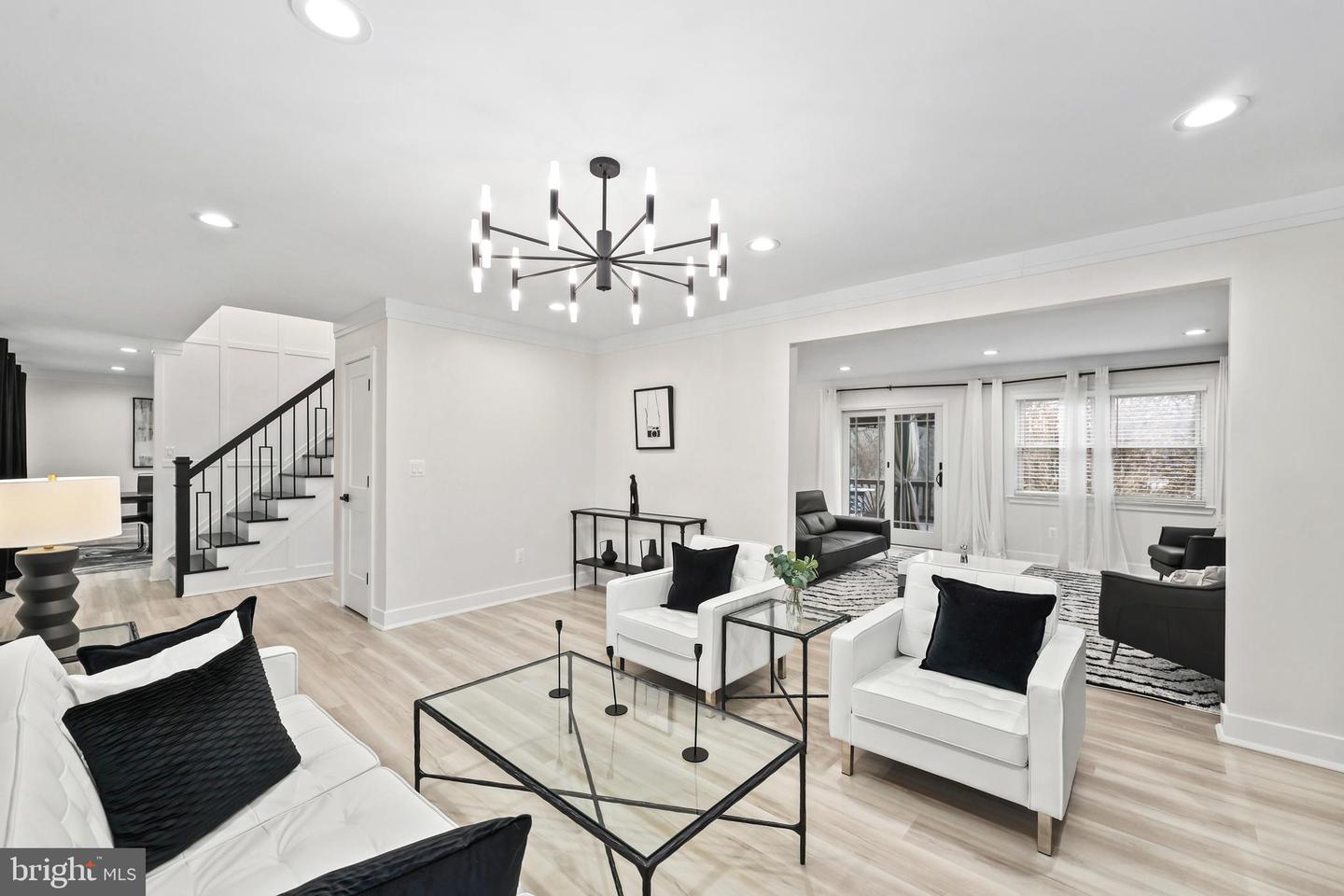 3623 GREAT LAUREL LN, FAIRFAX, Virginia 22033, 5 Bedrooms Bedrooms, ,3 BathroomsBathrooms,Residential,For sale,3623 GREAT LAUREL LN,VAFX2288446 MLS # VAFX2288446