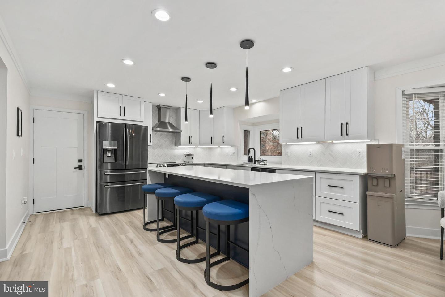 3623 GREAT LAUREL LN, FAIRFAX, Virginia 22033, 5 Bedrooms Bedrooms, ,3 BathroomsBathrooms,Residential,For sale,3623 GREAT LAUREL LN,VAFX2288446 MLS # VAFX2288446