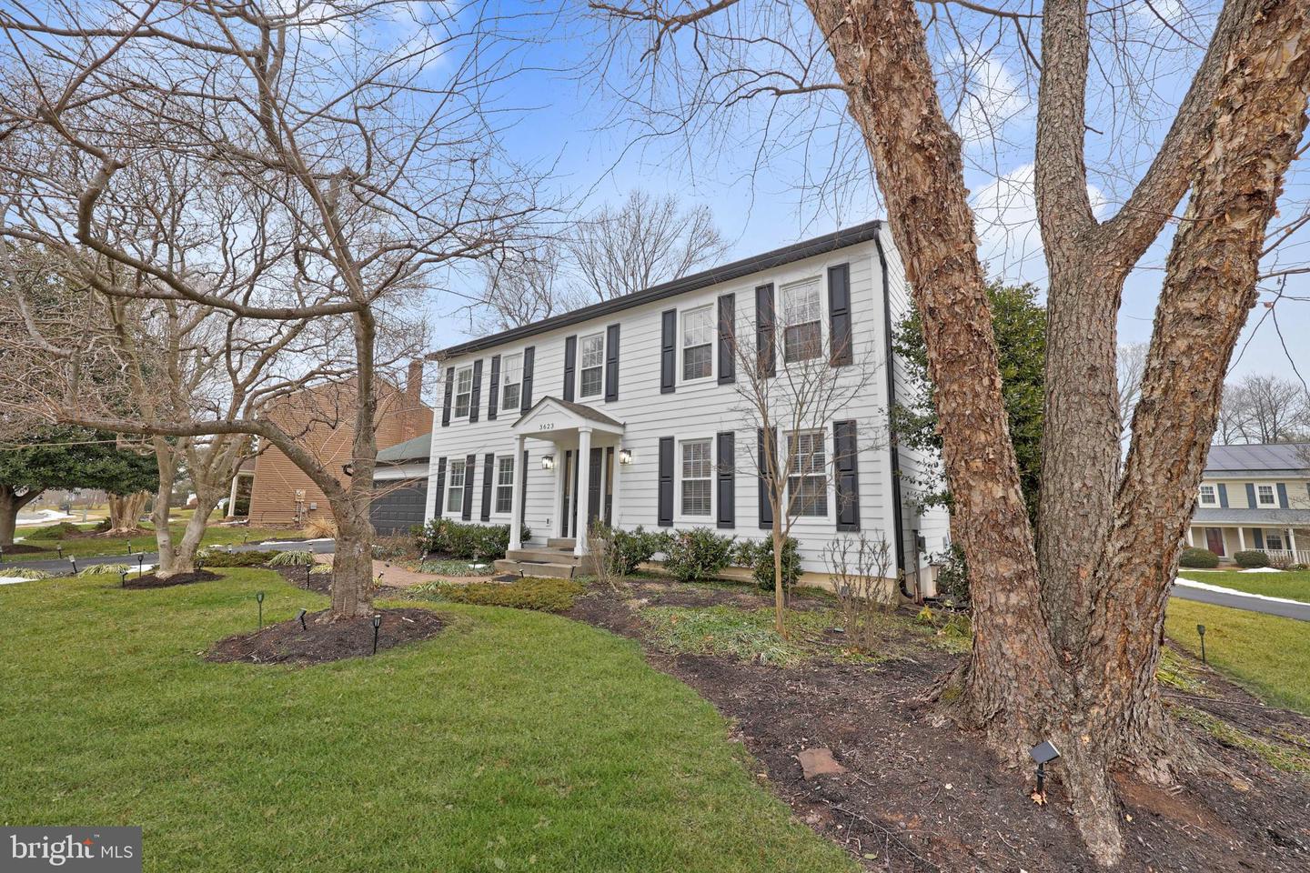 3623 GREAT LAUREL LN, FAIRFAX, Virginia 22033, 5 Bedrooms Bedrooms, ,3 BathroomsBathrooms,Residential,For sale,3623 GREAT LAUREL LN,VAFX2288446 MLS # VAFX2288446