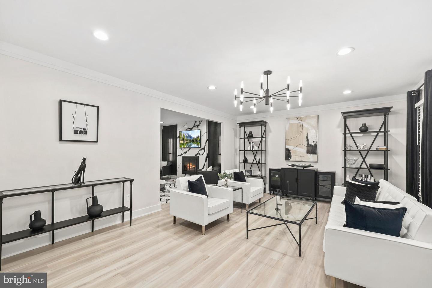 3623 GREAT LAUREL LN, FAIRFAX, Virginia 22033, 5 Bedrooms Bedrooms, ,3 BathroomsBathrooms,Residential,For sale,3623 GREAT LAUREL LN,VAFX2288446 MLS # VAFX2288446