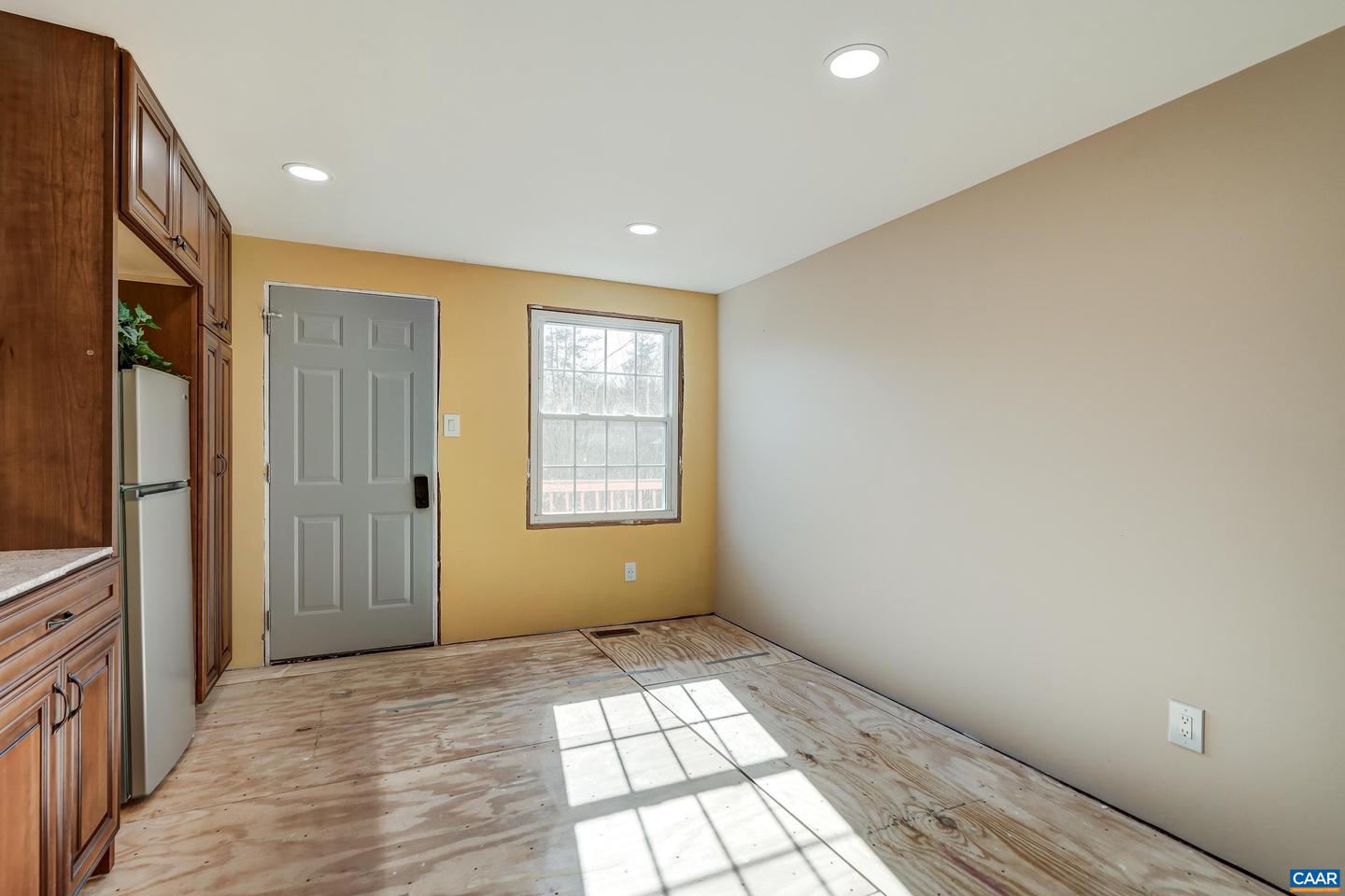 6685 JEFFERSON MILL RD, SCOTTSVILLE, Virginia 24590, 3 Bedrooms Bedrooms, ,1 BathroomBathrooms,Residential,For sale,6685 JEFFERSON MILL RD,673084 MLS # 673084