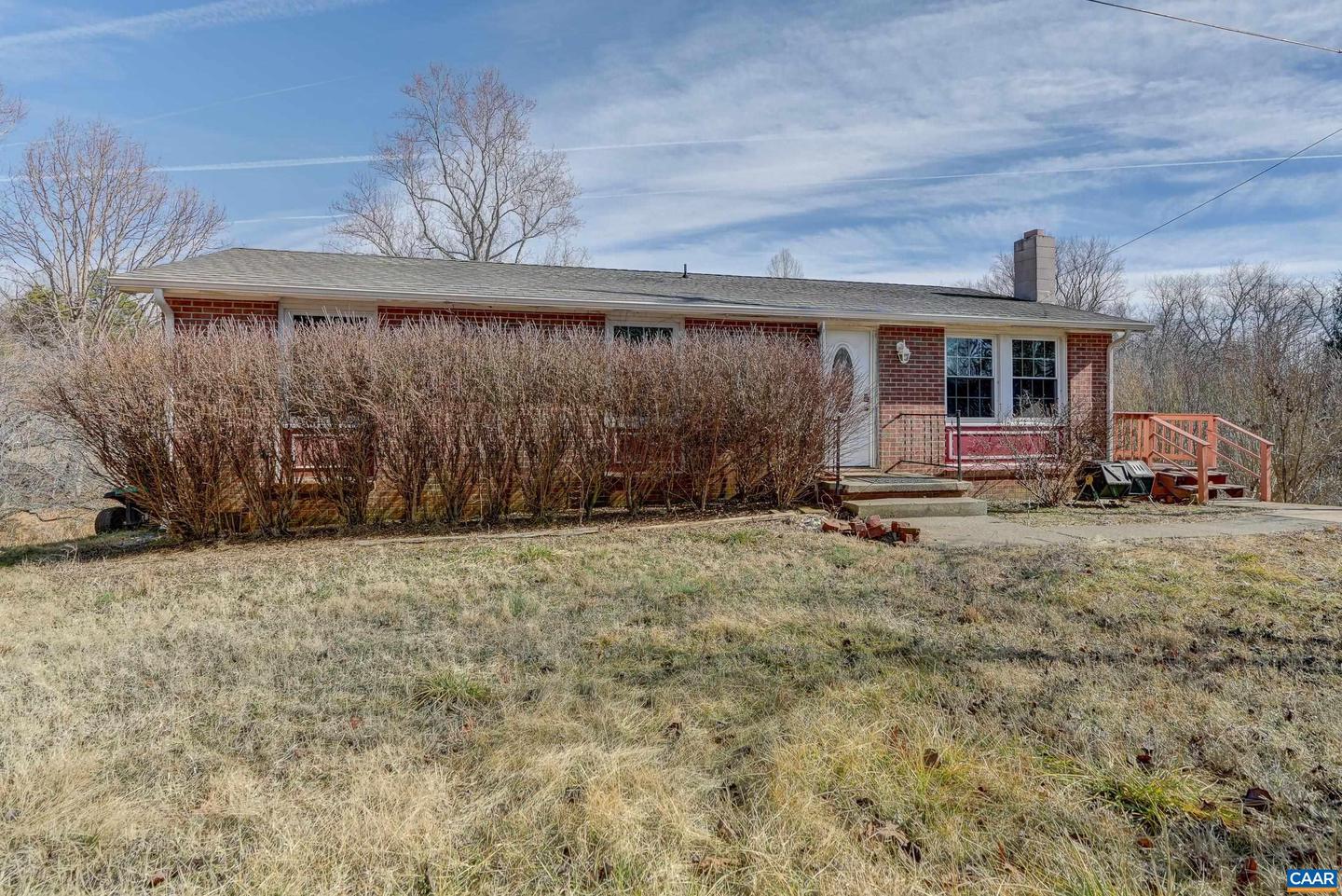 6685 JEFFERSON MILL RD, SCOTTSVILLE, Virginia 24590, 3 Bedrooms Bedrooms, ,1 BathroomBathrooms,Residential,For sale,6685 JEFFERSON MILL RD,673084 MLS # 673084