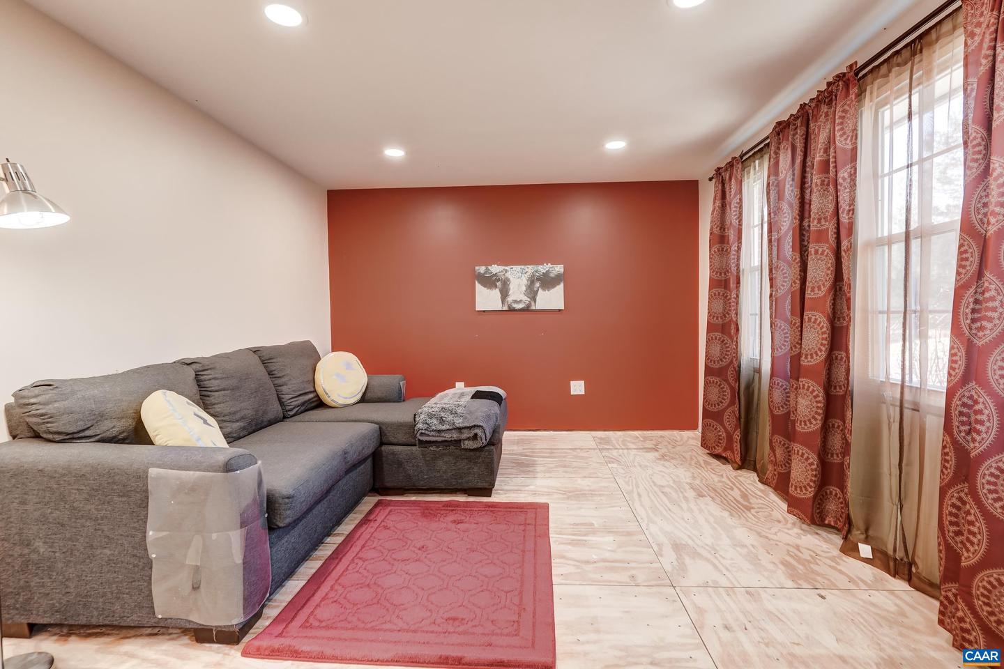 6685 JEFFERSON MILL RD, SCOTTSVILLE, Virginia 24590, 3 Bedrooms Bedrooms, ,1 BathroomBathrooms,Residential,For sale,6685 JEFFERSON MILL RD,673084 MLS # 673084