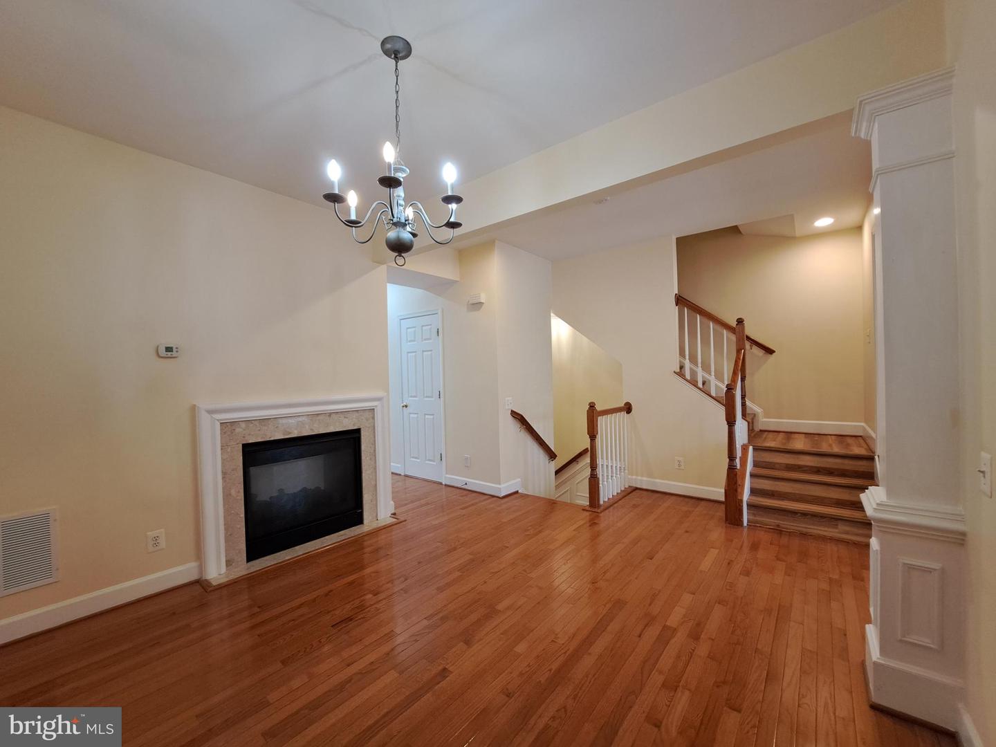 2481 WALNUT ROCKER LN, HERNDON, Virginia 20171, 3 Bedrooms Bedrooms, ,2 BathroomsBathrooms,Residential,For sale,2481 WALNUT ROCKER LN,VAFX2290904 MLS # VAFX2290904