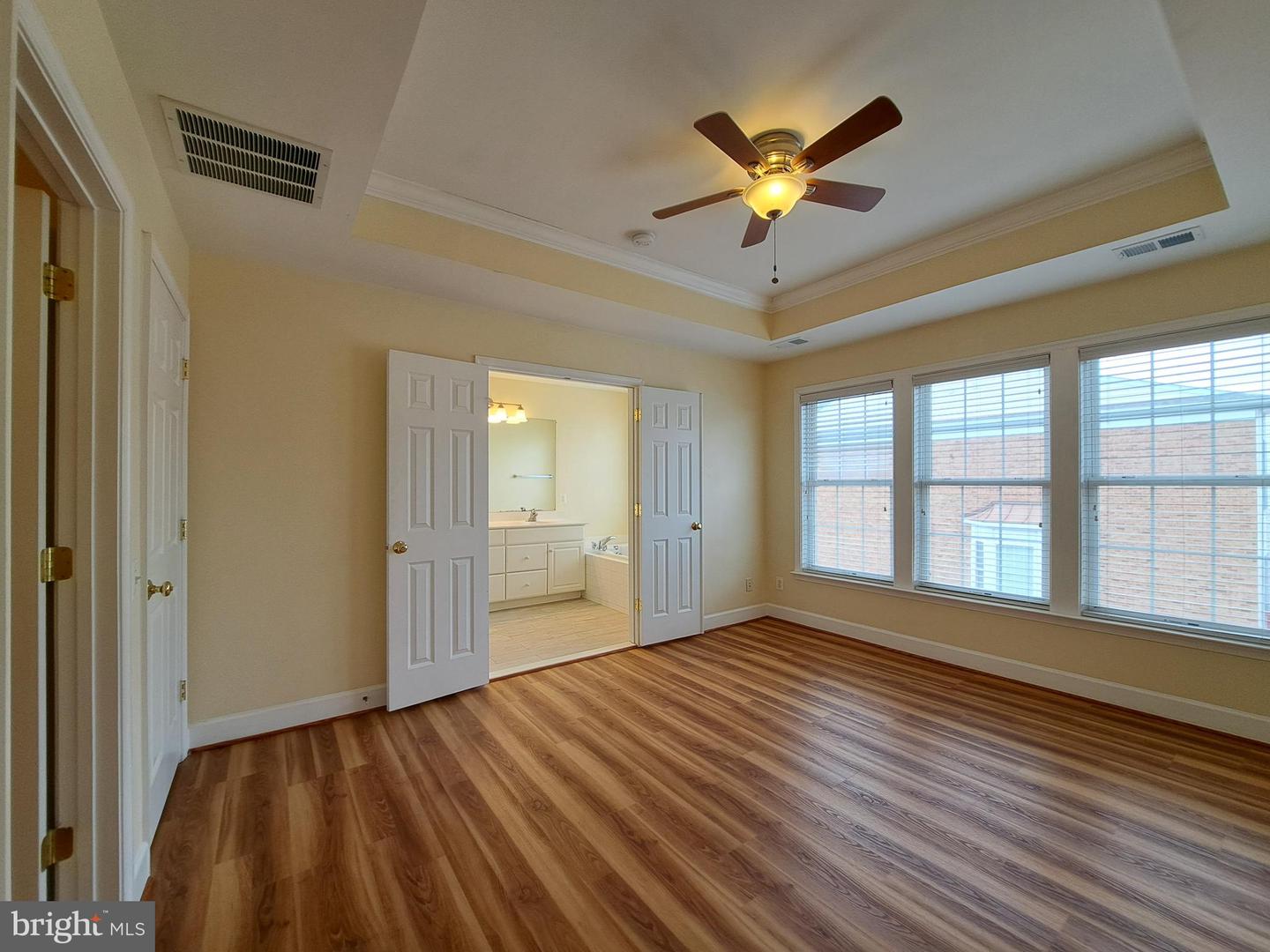 2481 WALNUT ROCKER LN, HERNDON, Virginia 20171, 3 Bedrooms Bedrooms, ,2 BathroomsBathrooms,Residential,For sale,2481 WALNUT ROCKER LN,VAFX2290904 MLS # VAFX2290904