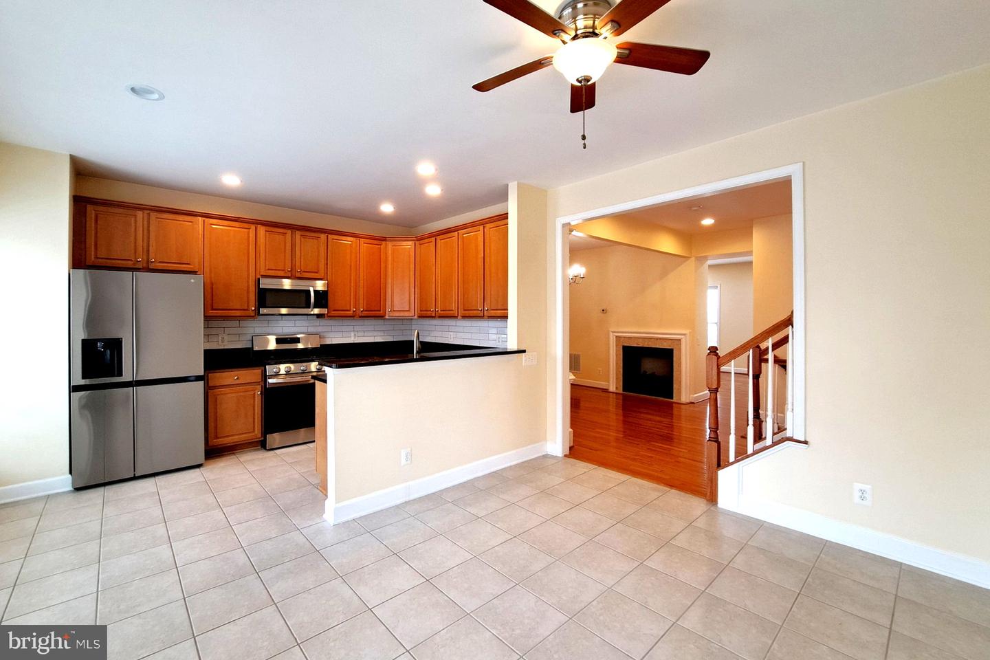 2481 WALNUT ROCKER LN, HERNDON, Virginia 20171, 3 Bedrooms Bedrooms, ,2 BathroomsBathrooms,Residential,For sale,2481 WALNUT ROCKER LN,VAFX2290904 MLS # VAFX2290904