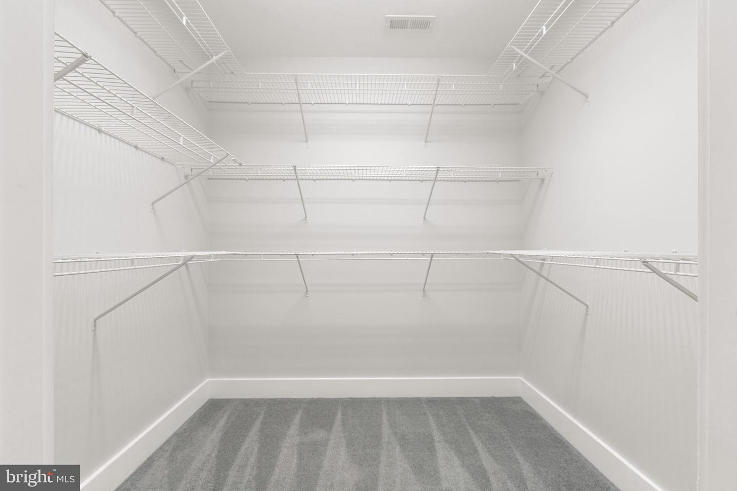 219 OAKWOOD DR, MINERAL, Virginia 23117, 5 Bedrooms Bedrooms, 9 Rooms Rooms,4 BathroomsBathrooms,Residential,For sale,219 OAKWOOD DR,VALA2009298 MLS # VALA2009298