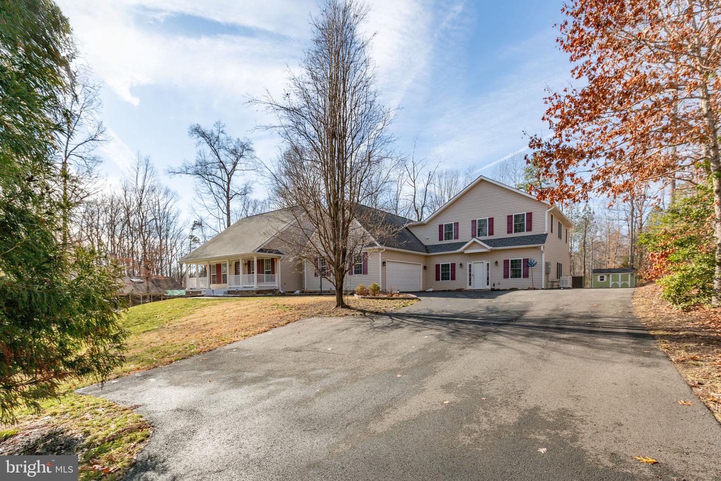 219 OAKWOOD DR, MINERAL, Virginia 23117, 5 Bedrooms Bedrooms, 9 Rooms Rooms,4 BathroomsBathrooms,Residential,For sale,219 OAKWOOD DR,VALA2009298 MLS # VALA2009298