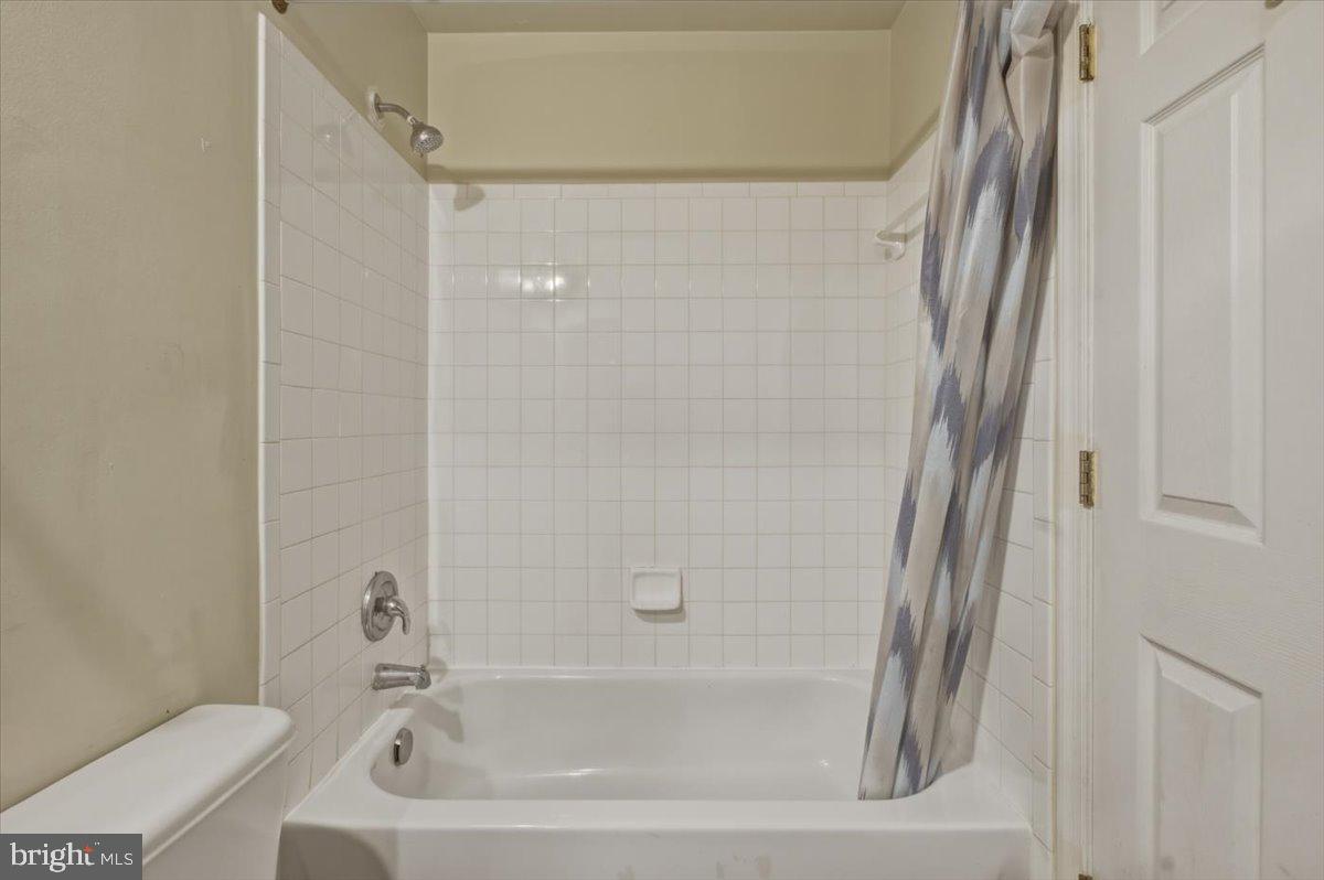 23142 BLACKTHORN SQ, STERLING, Virginia 20166, 3 Bedrooms Bedrooms, ,3 BathroomsBathrooms,Residential,For sale,23142 BLACKTHORN SQ,VALO2116244 MLS # VALO2116244