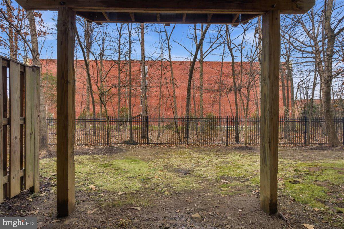 23142 BLACKTHORN SQ, STERLING, Virginia 20166, 3 Bedrooms Bedrooms, ,3 BathroomsBathrooms,Residential,For sale,23142 BLACKTHORN SQ,VALO2116244 MLS # VALO2116244