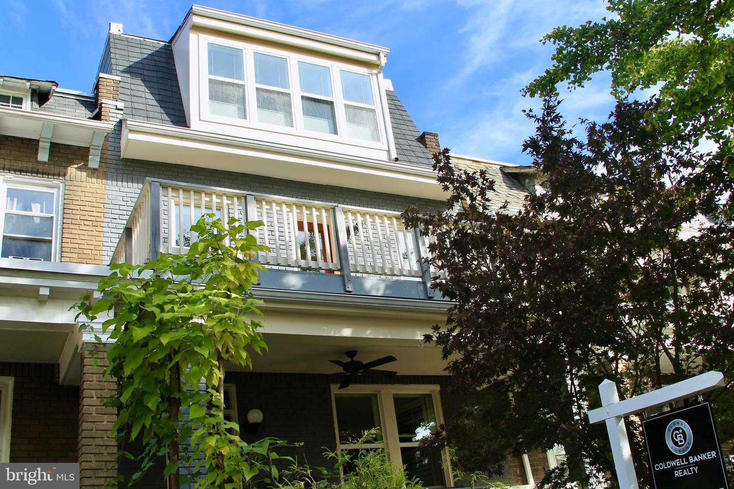 1732 BAY ST SE #1, WASHINGTON, District Of Columbia 20003, 2 Bedrooms Bedrooms, 5 Rooms Rooms,2 BathroomsBathrooms,Residential,For sale,1732 BAY ST SE #1,DCDC2246898 MLS # DCDC2246898 1732 BAY ST SE #1, WASHINGTON, District Of Columbia 20003, 2 Bedrooms Bedrooms, 5 Rooms Rooms,2 BathroomsBathrooms,Residential,For sale,1732 BAY ST SE #1,DCDC2246898 MLS # DCDC2246898