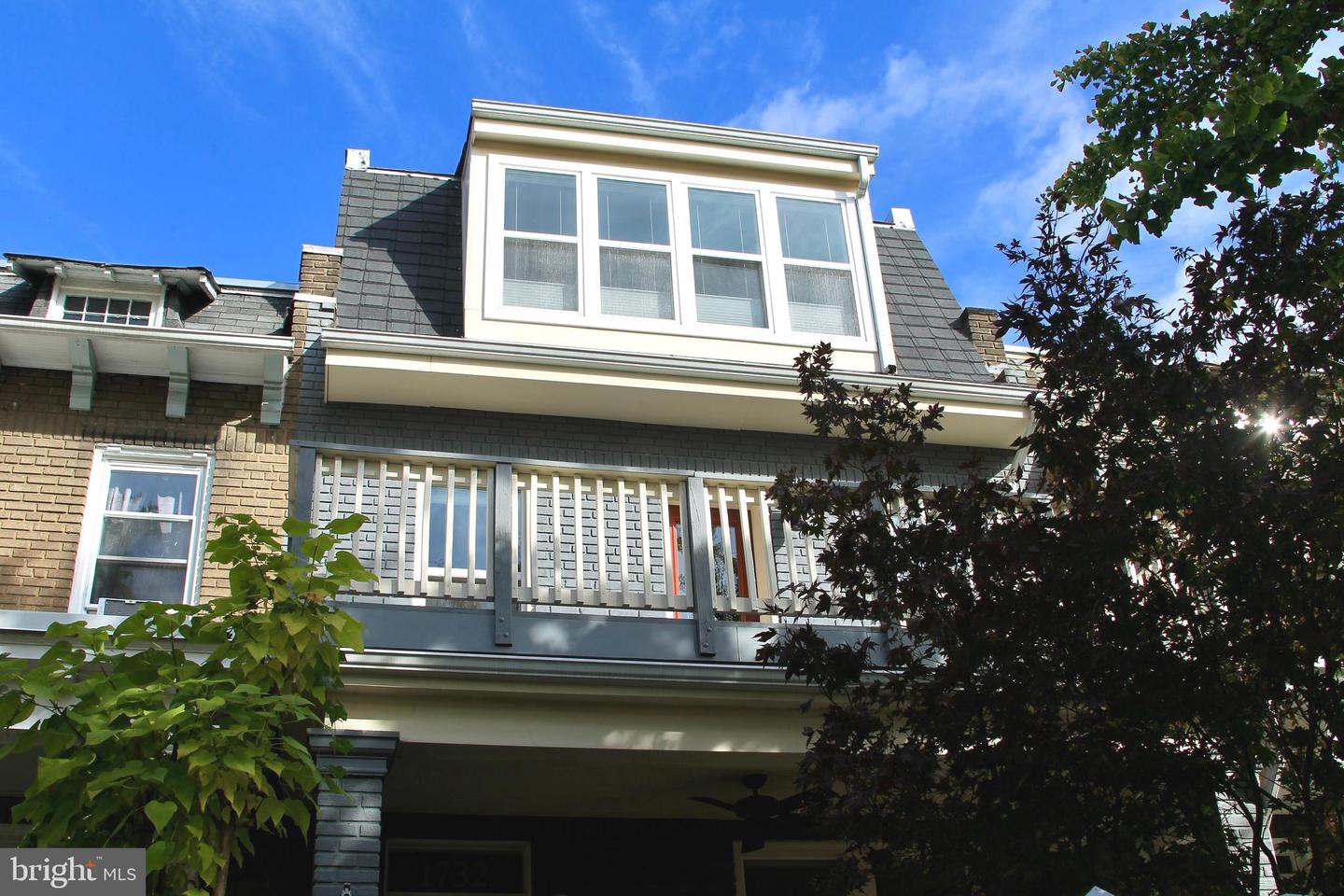 1732 BAY ST SE #1, WASHINGTON, District Of Columbia 20003, 2 Bedrooms Bedrooms, 5 Rooms Rooms,2 BathroomsBathrooms,Residential,For sale,1732 BAY ST SE #1,DCDC2246898 MLS # DCDC2246898 1732 BAY ST SE #1, WASHINGTON, District Of Columbia 20003, 2 Bedrooms Bedrooms, 5 Rooms Rooms,2 BathroomsBathrooms,Residential,For sale,1732 BAY ST SE #1,DCDC2246898 MLS # DCDC2246898