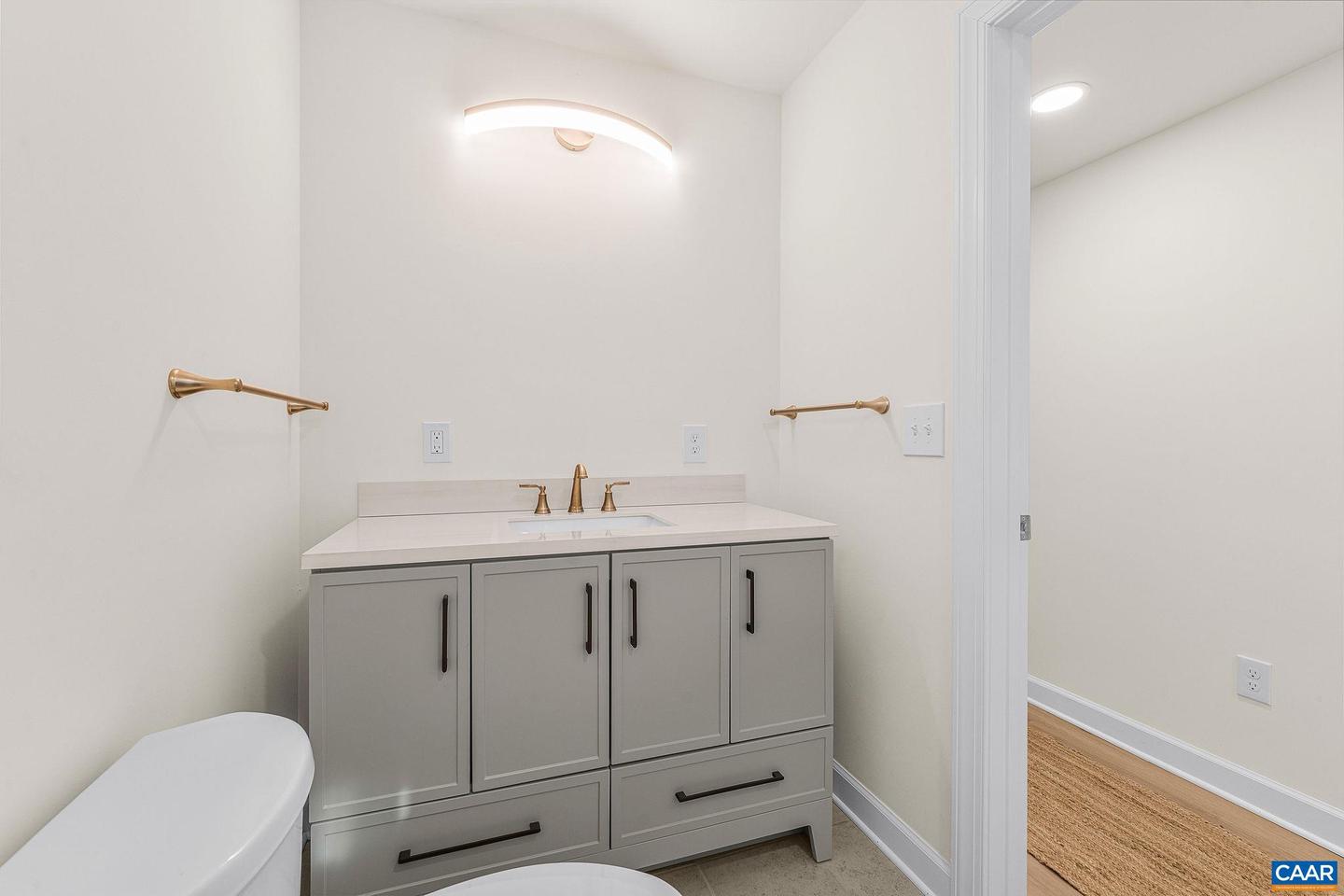 1200 MERIWETHER ST, CHARLOTTESVILLE, Virginia 22902, 2 Bedrooms Bedrooms, ,2 BathroomsBathrooms,Residential,For sale,1200 MERIWETHER ST,673457 MLS # 673457