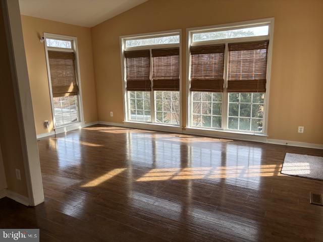 7108 CROWN JEWELS CT, FREDERICKSBURG, Virginia 22407, 5 Bedrooms Bedrooms, ,3 BathroomsBathrooms,Residential,For sale,7108 CROWN JEWELS CT,VASP2039400 MLS # VASP2039400