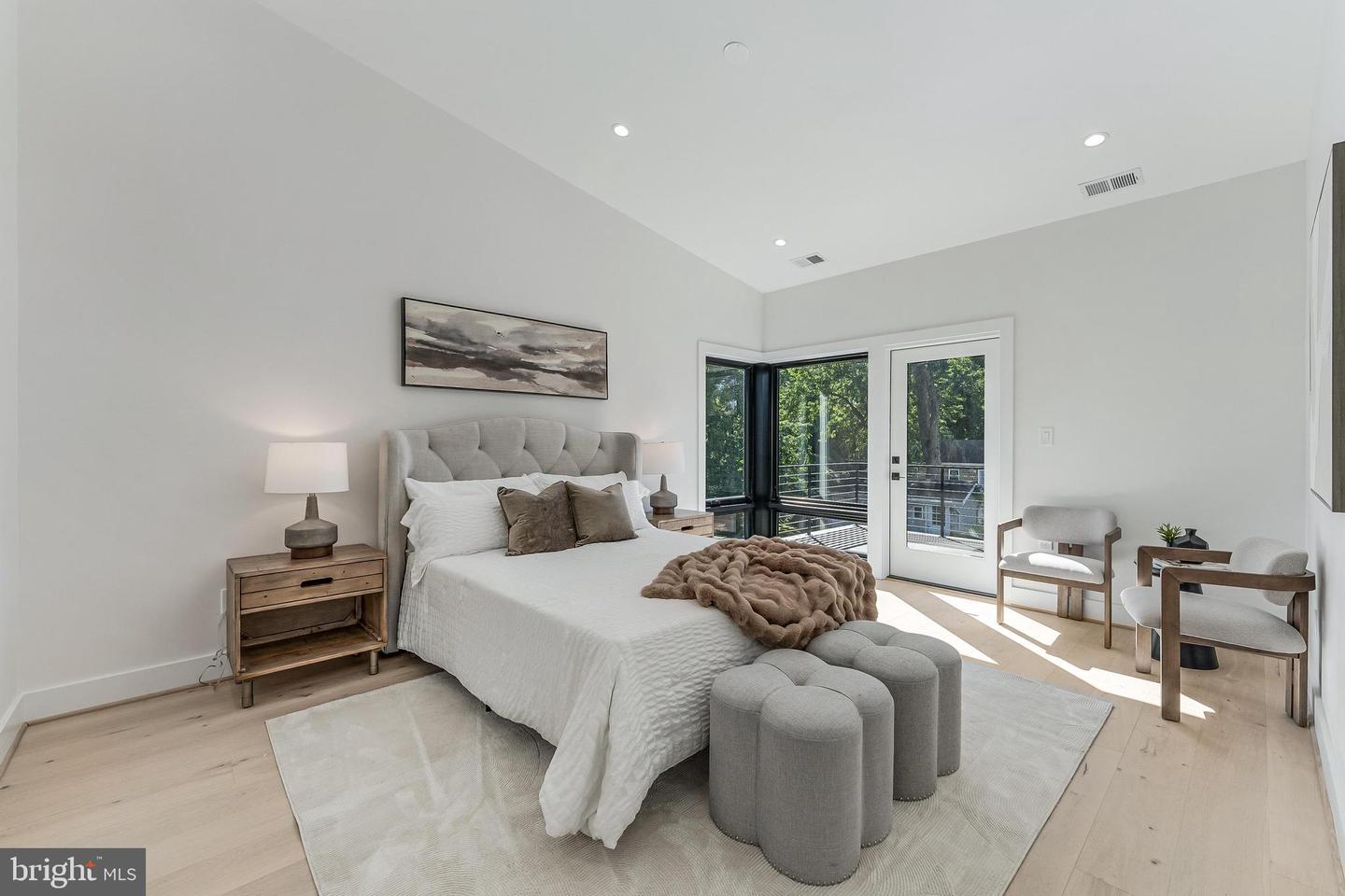 3215 COFER RD, FALLS CHURCH, Virginia 22042, 6 Bedrooms Bedrooms, ,6 BathroomsBathrooms,Residential,For sale,3215 COFER RD,VAFX2291858 MLS # VAFX2291858 3215 COFER RD, FALLS CHURCH, Virginia 22042, 6 Bedrooms Bedrooms, ,6 BathroomsBathrooms,Residential,For sale,3215 COFER RD,VAFX2291858 MLS # VAFX2291858