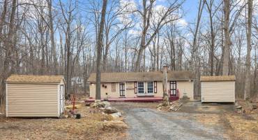 111 GENESEE TRL, WINCHESTER, Virginia 22602, 2 Bedrooms Bedrooms, ,1 BathroomBathrooms,Residential,For sale,111 GENESEE TRL,VAFV2039668 MLS # VAFV2039668