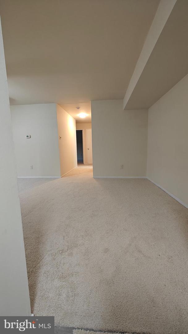 503 FLORIDA AVE #203, HERNDON, Virginia 20170, 2 Bedrooms Bedrooms, ,2 BathroomsBathrooms,Residential,For sale,503 FLORIDA AVE #203,VAFX2291862 MLS # VAFX2291862