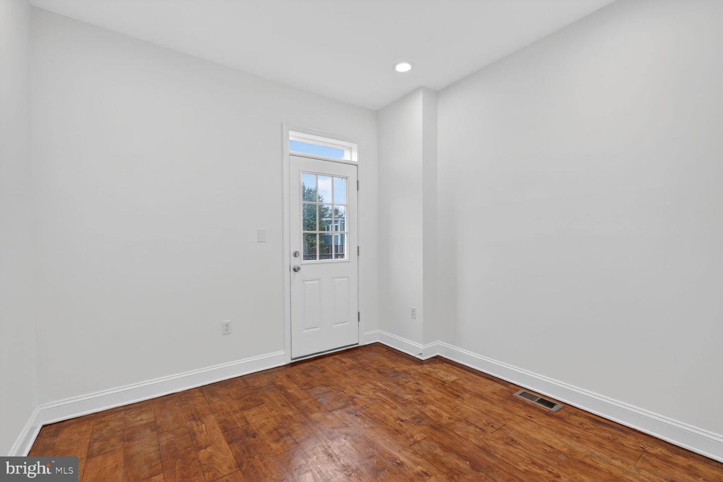 113 15TH ST SE, WASHINGTON, District Of Columbia 20003, 6 Bedrooms Bedrooms, ,3 BathroomsBathrooms,Residential,For sale,113 15TH ST SE,DCDC2246952 MLS # DCDC2246952 113 15TH ST SE, WASHINGTON, District Of Columbia 20003, 6 Bedrooms Bedrooms, ,3 BathroomsBathrooms,Residential,For sale,113 15TH ST SE,DCDC2246952 MLS # DCDC2246952