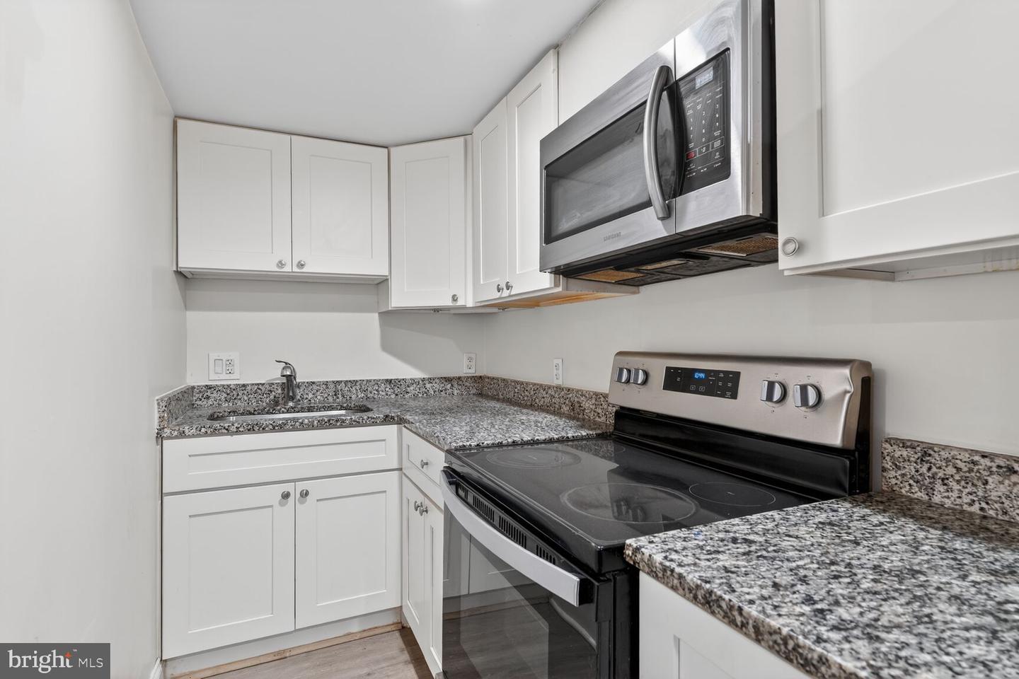 113 15TH ST SE, WASHINGTON, District Of Columbia 20003, 6 Bedrooms Bedrooms, ,3 BathroomsBathrooms,Residential,For sale,113 15TH ST SE,DCDC2246952 MLS # DCDC2246952 113 15TH ST SE, WASHINGTON, District Of Columbia 20003, 6 Bedrooms Bedrooms, ,3 BathroomsBathrooms,Residential,For sale,113 15TH ST SE,DCDC2246952 MLS # DCDC2246952