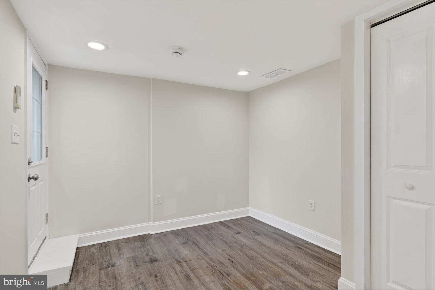 113 15TH ST SE, WASHINGTON, District Of Columbia 20003, 6 Bedrooms Bedrooms, ,3 BathroomsBathrooms,Residential,For sale,113 15TH ST SE,DCDC2246952 MLS # DCDC2246952 113 15TH ST SE, WASHINGTON, District Of Columbia 20003, 6 Bedrooms Bedrooms, ,3 BathroomsBathrooms,Residential,For sale,113 15TH ST SE,DCDC2246952 MLS # DCDC2246952