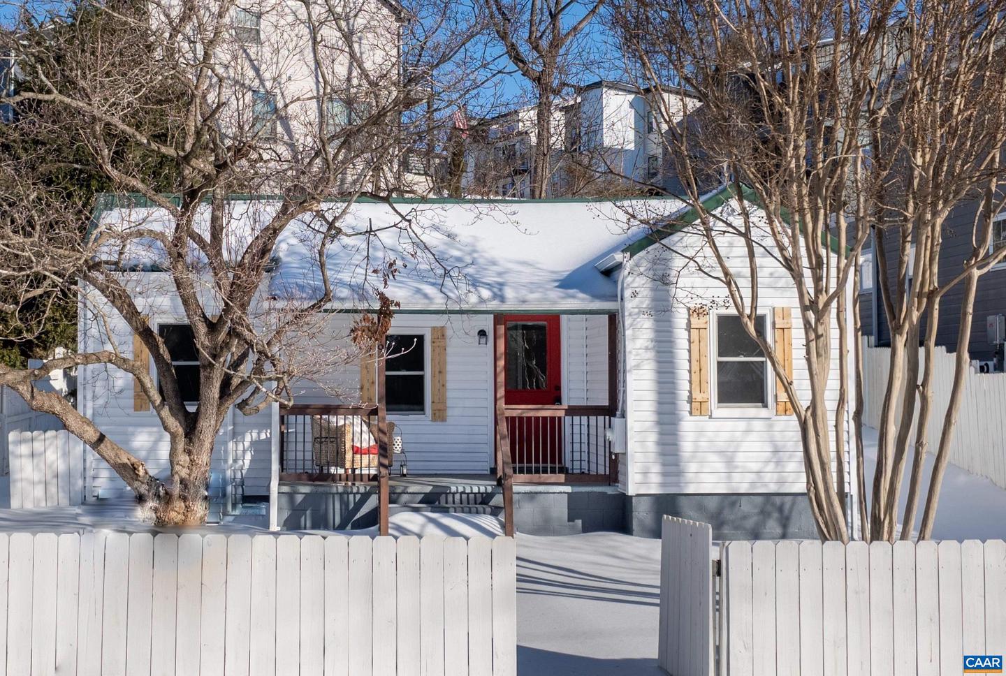 419 QUARRY RD, CHARLOTTESVILLE, Virginia 22902, 2 Bedrooms Bedrooms, ,1 BathroomBathrooms,Residential,For sale,419 QUARRY RD,673465 MLS # 673465