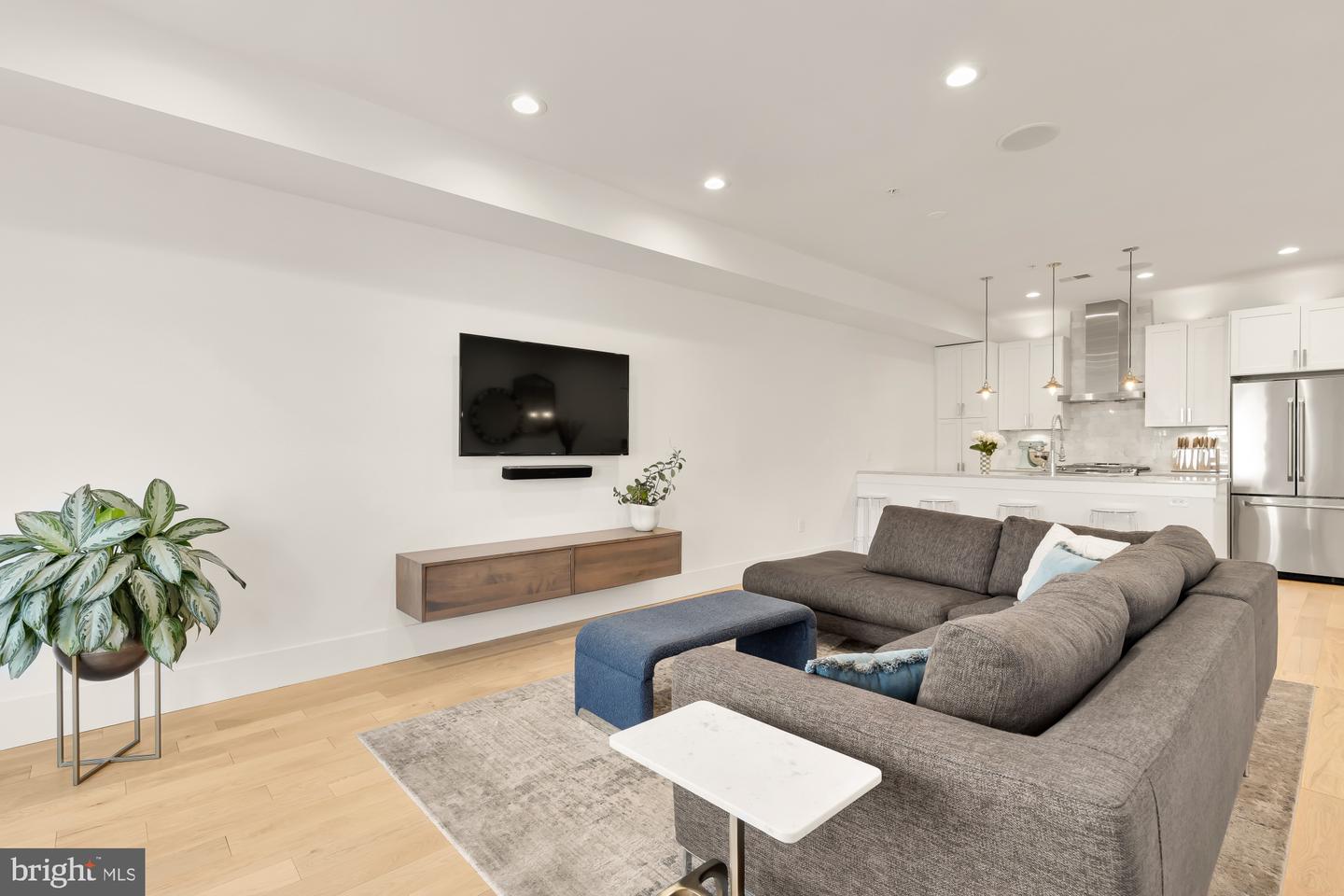 1230 FAIRMONT ST NW #2, WASHINGTON, District Of Columbia 20009, 3 Bedrooms Bedrooms, ,2 BathroomsBathrooms,Residential,For sale,1230 FAIRMONT ST NW #2,DCDC2246622 MLS # DCDC2246622 1230 FAIRMONT ST NW #2, WASHINGTON, District Of Columbia 20009, 3 Bedrooms Bedrooms, ,2 BathroomsBathrooms,Residential,For sale,1230 FAIRMONT ST NW #2,DCDC2246622 MLS # DCDC2246622