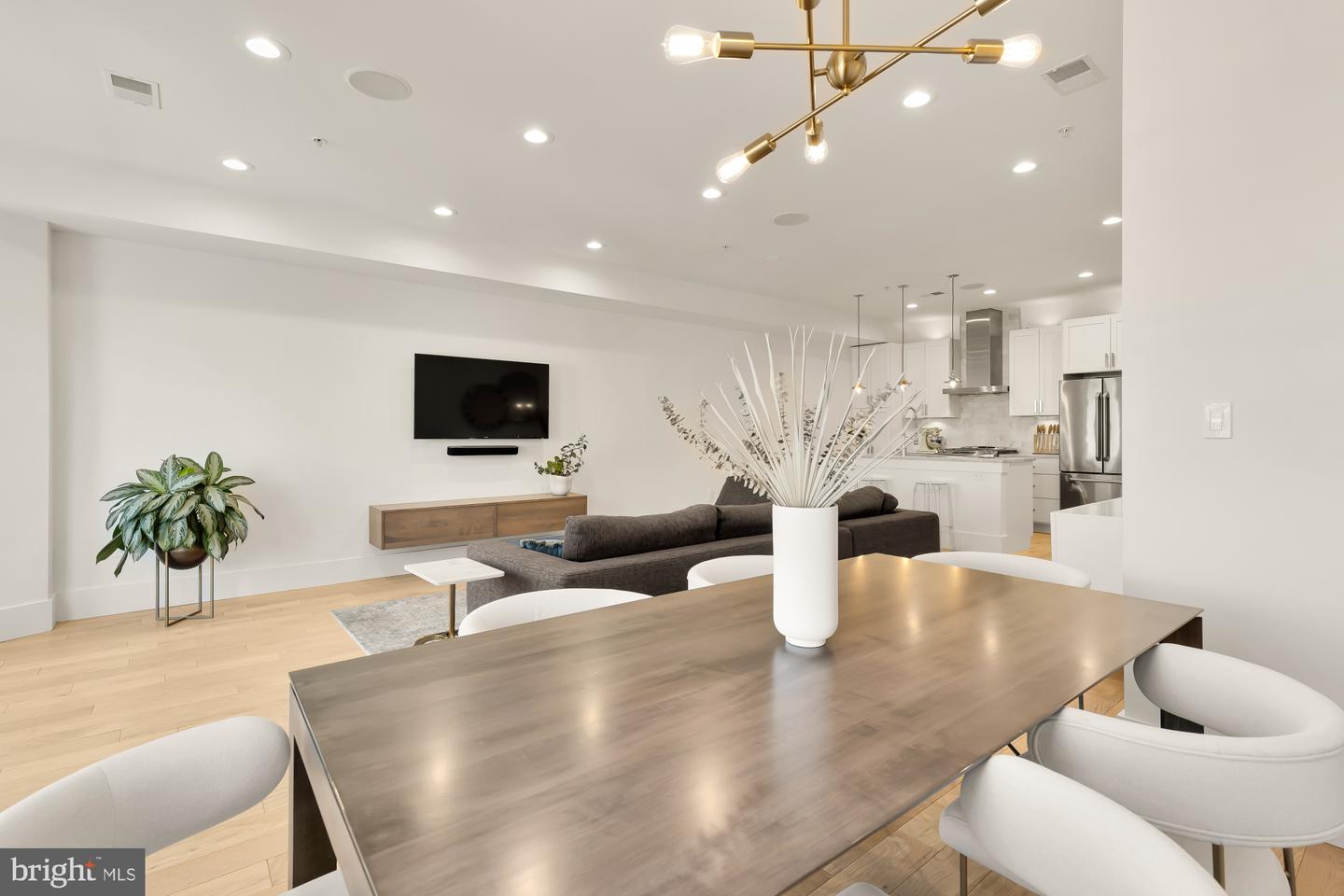 1230 FAIRMONT ST NW #2, WASHINGTON, District Of Columbia 20009, 3 Bedrooms Bedrooms, ,2 BathroomsBathrooms,Residential,For sale,1230 FAIRMONT ST NW #2,DCDC2246622 MLS # DCDC2246622 1230 FAIRMONT ST NW #2, WASHINGTON, District Of Columbia 20009, 3 Bedrooms Bedrooms, ,2 BathroomsBathrooms,Residential,For sale,1230 FAIRMONT ST NW #2,DCDC2246622 MLS # DCDC2246622