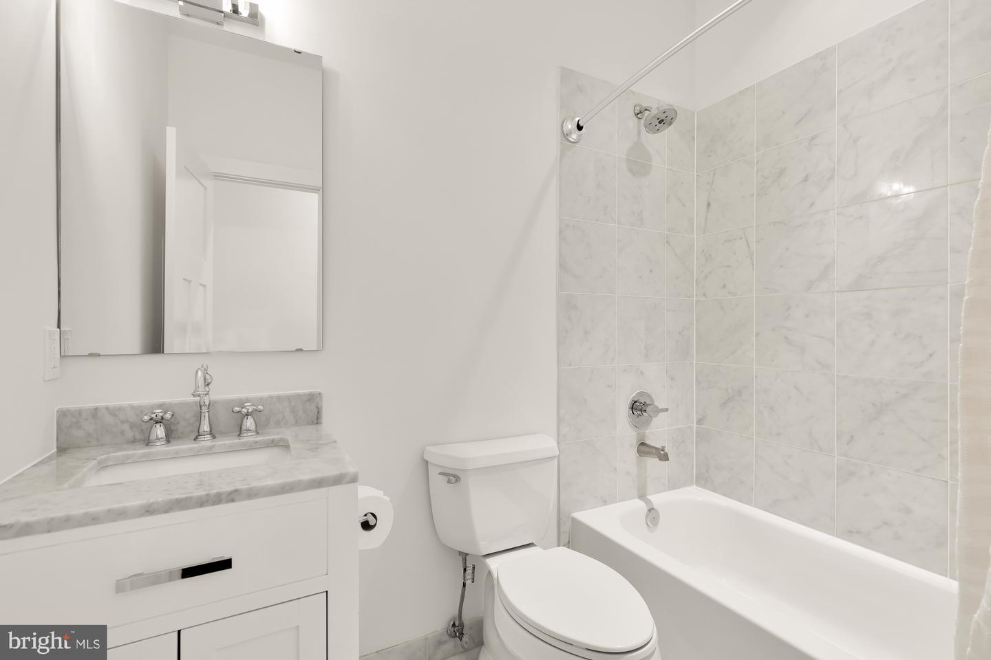 1230 FAIRMONT ST NW #2, WASHINGTON, District Of Columbia 20009, 3 Bedrooms Bedrooms, ,2 BathroomsBathrooms,Residential,For sale,1230 FAIRMONT ST NW #2,DCDC2246622 MLS # DCDC2246622 1230 FAIRMONT ST NW #2, WASHINGTON, District Of Columbia 20009, 3 Bedrooms Bedrooms, ,2 BathroomsBathrooms,Residential,For sale,1230 FAIRMONT ST NW #2,DCDC2246622 MLS # DCDC2246622