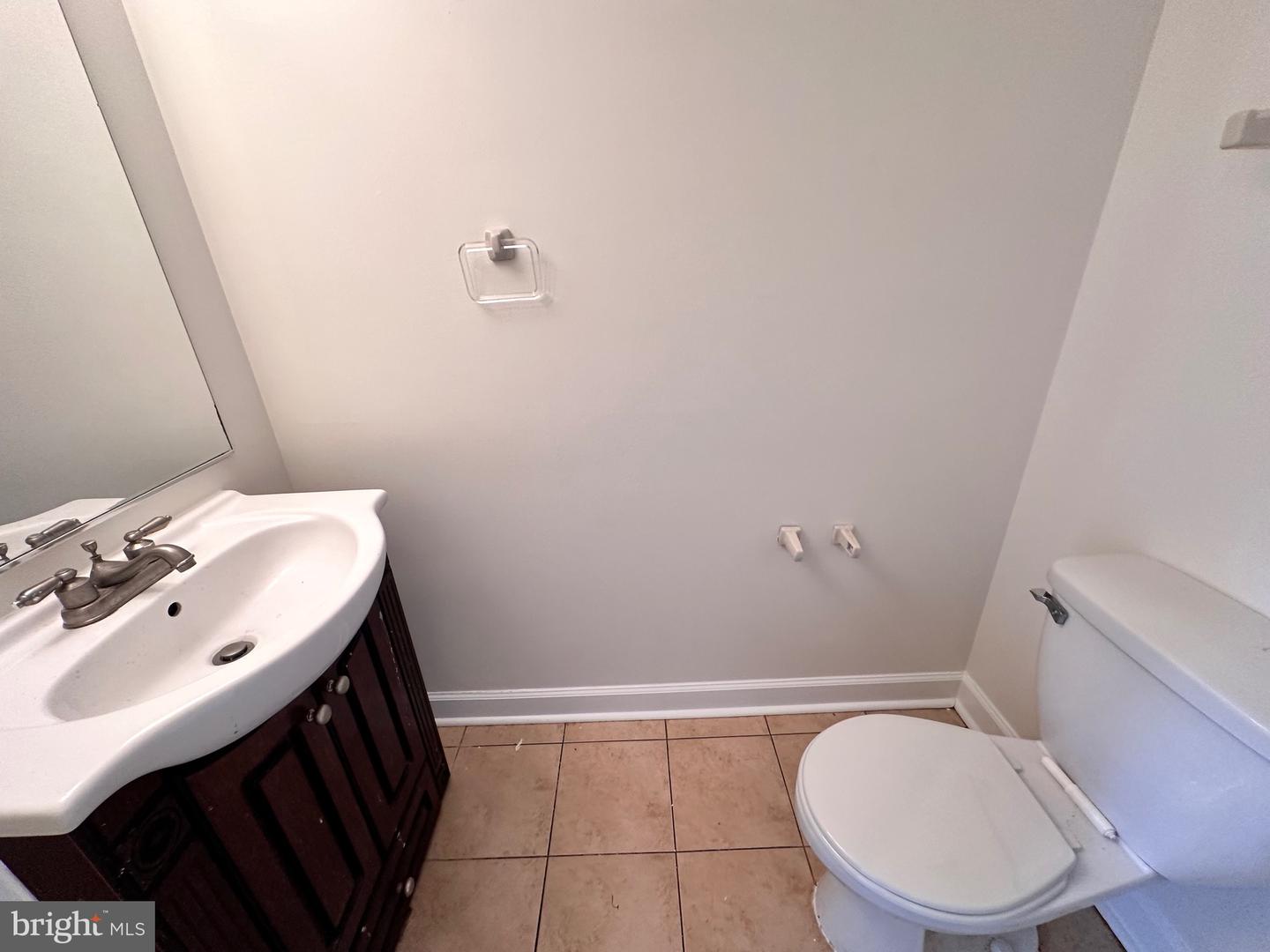 922 S GEORGE MASON DR, ARLINGTON, Virginia 22204, 3 Bedrooms Bedrooms, ,2 BathroomsBathrooms,Residential,For sale,922 S GEORGE MASON DR,VAAR2069042 MLS # VAAR2069042