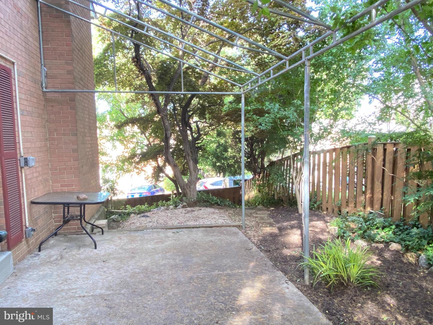 922 S GEORGE MASON DR, ARLINGTON, Virginia 22204, 3 Bedrooms Bedrooms, ,2 BathroomsBathrooms,Residential,For sale,922 S GEORGE MASON DR,VAAR2069042 MLS # VAAR2069042