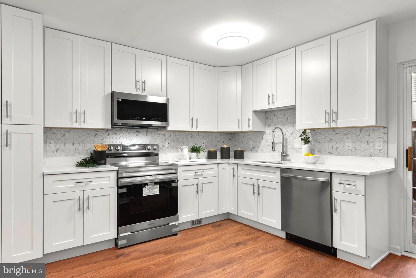 1266 BARNABY TER SE, WASHINGTON, District Of Columbia 20032, 3 Bedrooms Bedrooms, 9 Rooms Rooms,2 BathroomsBathrooms,Residential,For sale,1266 BARNABY TER SE,DCDC2246762 MLS # DCDC2246762