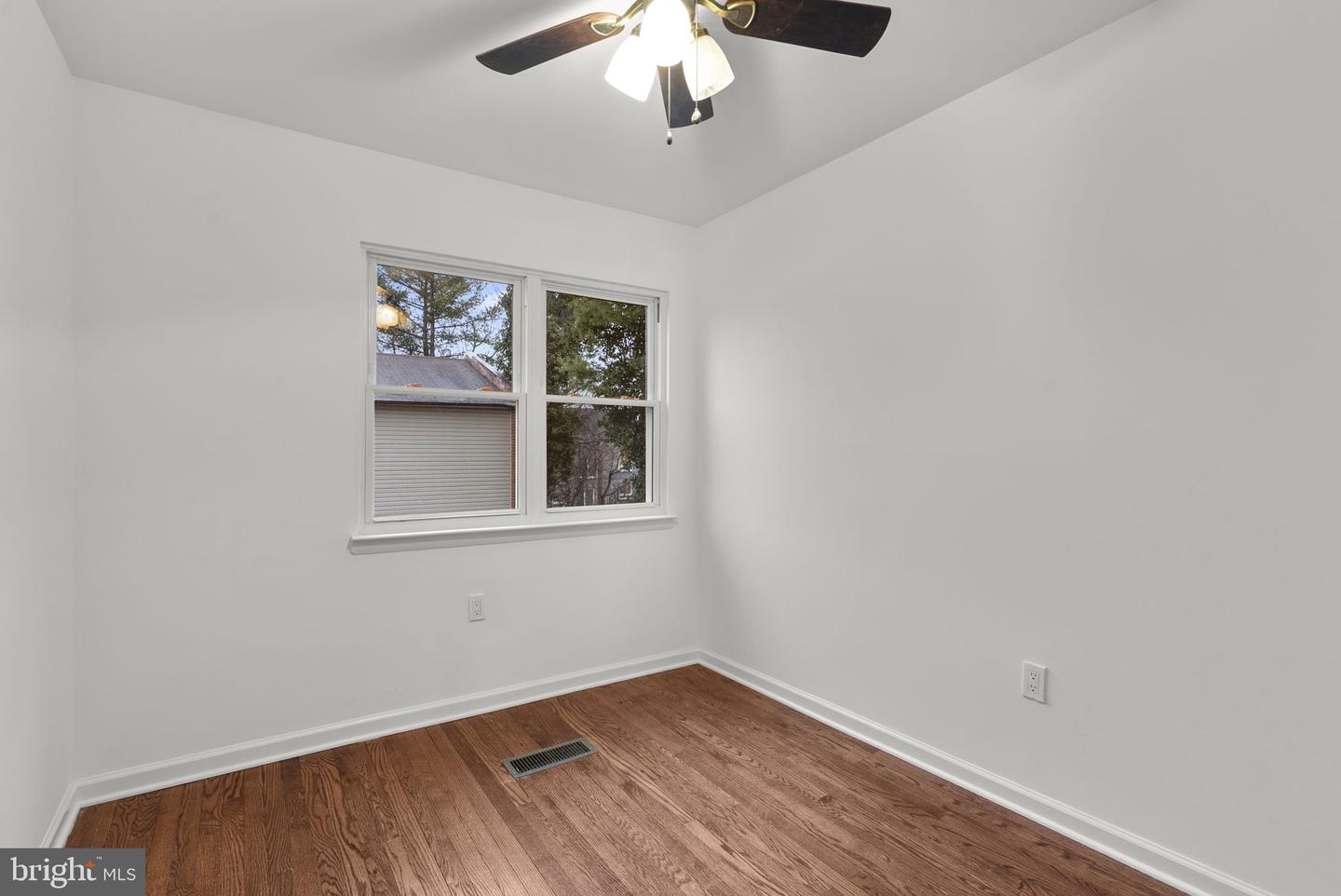 1266 BARNABY TER SE, WASHINGTON, District Of Columbia 20032, 3 Bedrooms Bedrooms, 9 Rooms Rooms,2 BathroomsBathrooms,Residential,For sale,1266 BARNABY TER SE,DCDC2246762 MLS # DCDC2246762