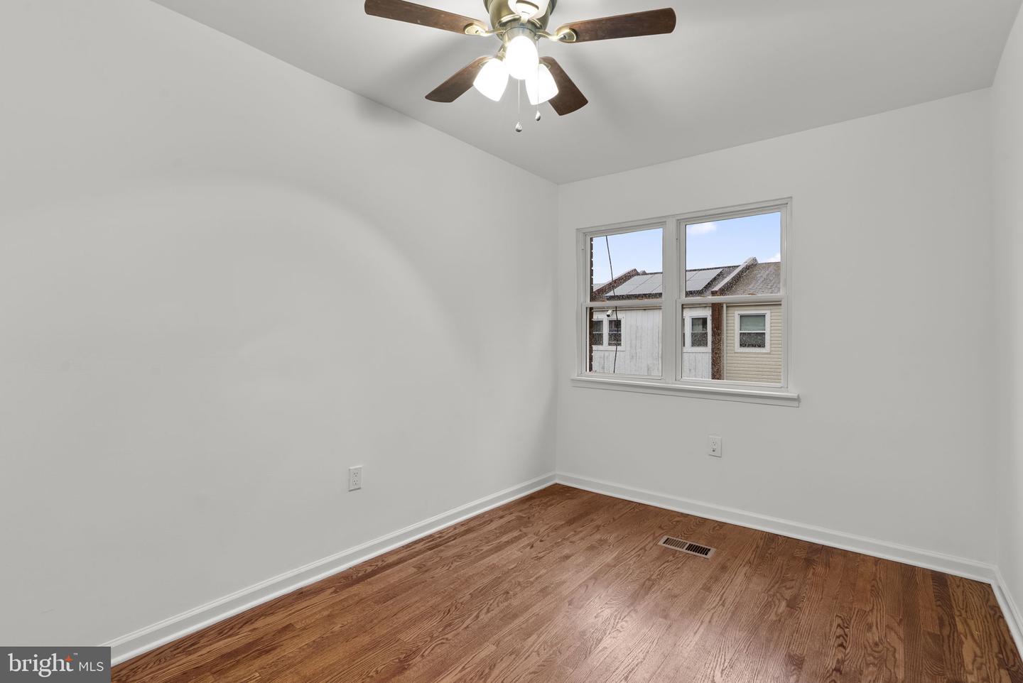 1266 BARNABY TER SE, WASHINGTON, District Of Columbia 20032, 3 Bedrooms Bedrooms, 9 Rooms Rooms,2 BathroomsBathrooms,Residential,For sale,1266 BARNABY TER SE,DCDC2246762 MLS # DCDC2246762