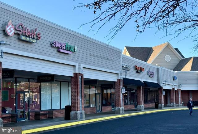 11703-B SUMMERCHASE CIR, RESTON, Virginia 20194, 1 Bedroom Bedrooms, ,1 BathroomBathrooms,Residential,For sale,11703-B SUMMERCHASE CIR,VAFX2291676 MLS # VAFX2291676