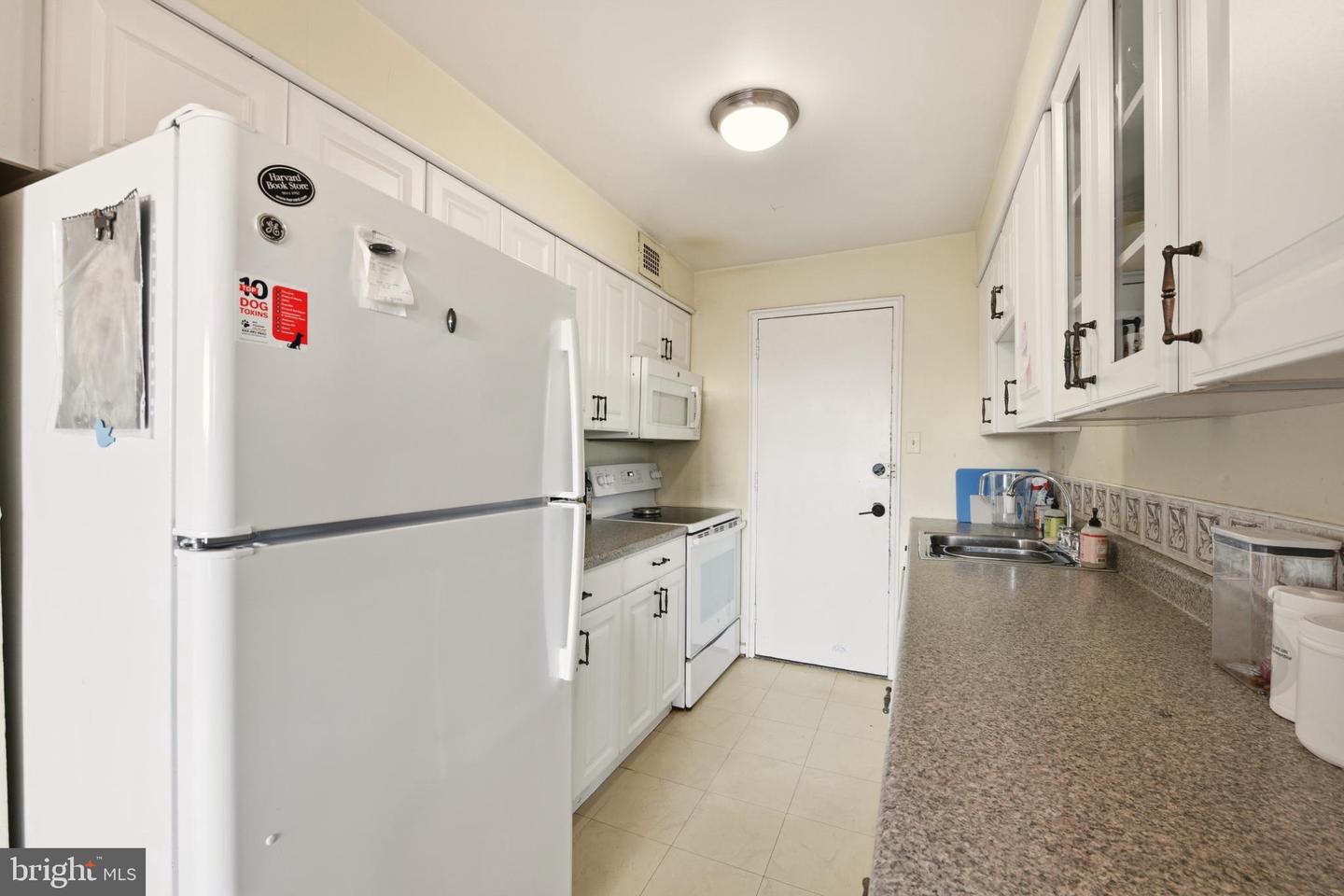 4301 MASSACHUSETTS AVE NW #8002, WASHINGTON, District Of Columbia 20016, 2 Bedrooms Bedrooms, 4 Rooms Rooms,2 BathroomsBathrooms,Residential,For sale,4301 MASSACHUSETTS AVE NW #8002,DCDC2246822 MLS # DCDC2246822