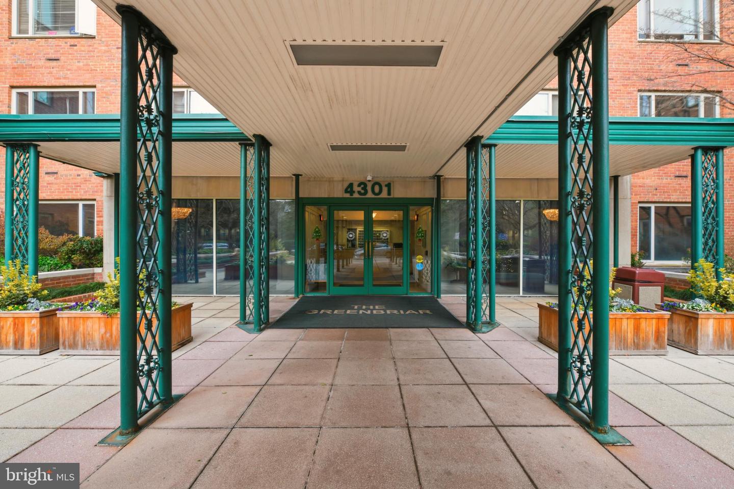 4301 MASSACHUSETTS AVE NW #8002, WASHINGTON, District Of Columbia 20016, 2 Bedrooms Bedrooms, 4 Rooms Rooms,2 BathroomsBathrooms,Residential,For sale,4301 MASSACHUSETTS AVE NW #8002,DCDC2246822 MLS # DCDC2246822