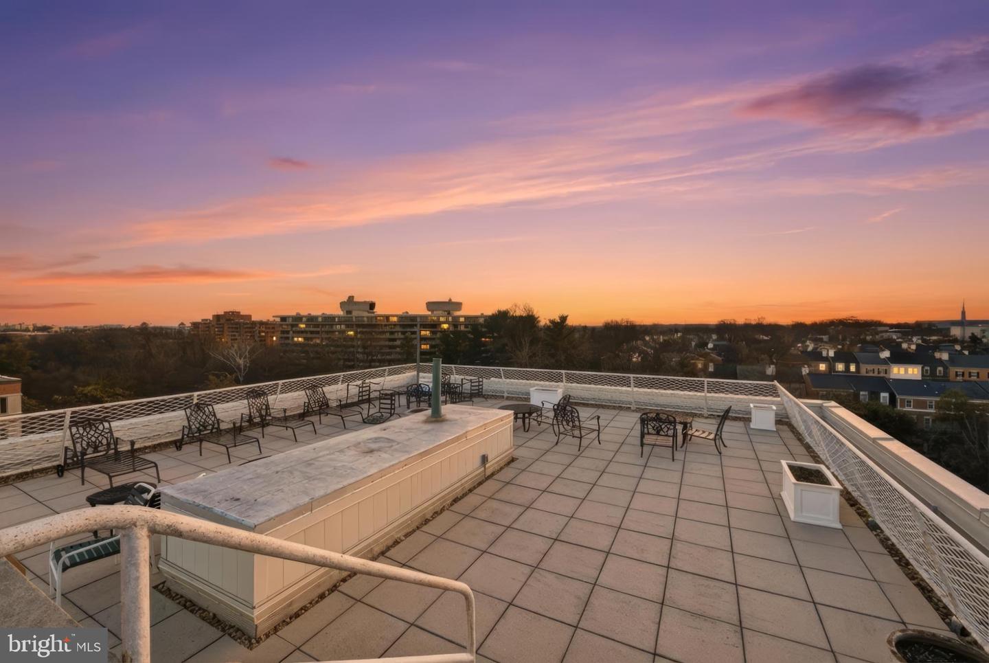 4301 MASSACHUSETTS AVE NW #8002, WASHINGTON, District Of Columbia 20016, 2 Bedrooms Bedrooms, 4 Rooms Rooms,2 BathroomsBathrooms,Residential,For sale,4301 MASSACHUSETTS AVE NW #8002,DCDC2246822 MLS # DCDC2246822