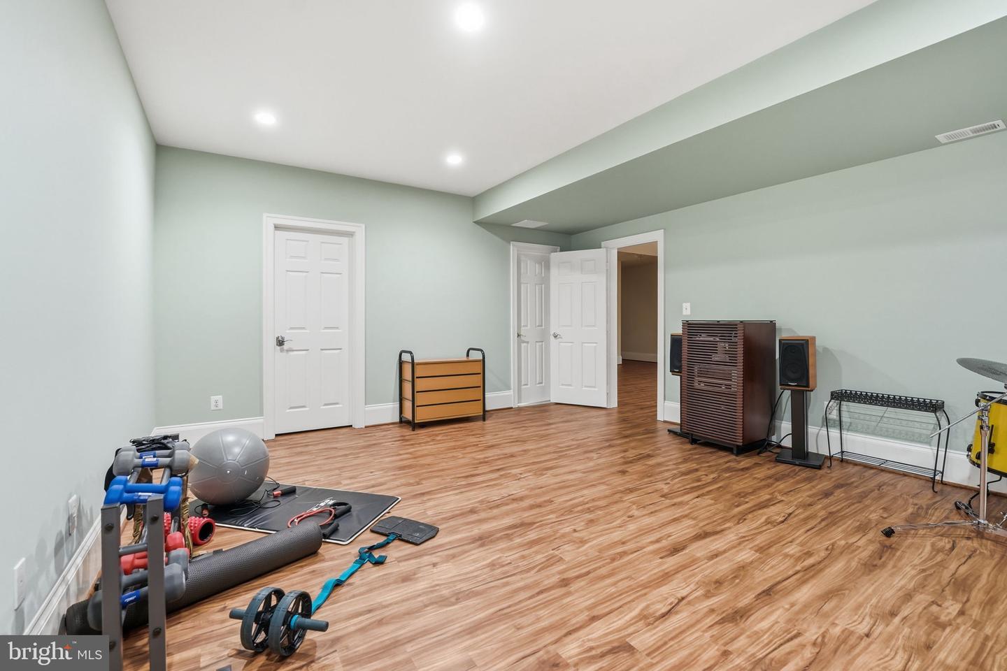 9874 PALACE GREEN WAY, VIENNA, Virginia 22181, 5 Bedrooms Bedrooms, ,5 BathroomsBathrooms,Residential,For sale,9874 PALACE GREEN WAY,VAFX2291736 MLS # VAFX2291736 9874 PALACE GREEN WAY, VIENNA, Virginia 22181, 5 Bedrooms Bedrooms, ,5 BathroomsBathrooms,Residential,For sale,9874 PALACE GREEN WAY,VAFX2291736 MLS # VAFX2291736