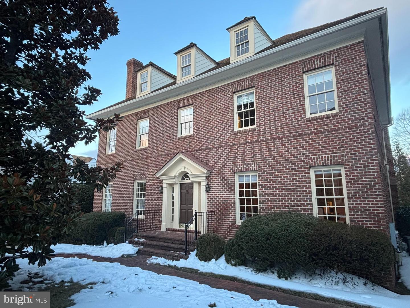 9874 PALACE GREEN WAY, VIENNA, Virginia 22181, 5 Bedrooms Bedrooms, ,5 BathroomsBathrooms,Residential,For sale,9874 PALACE GREEN WAY,VAFX2291736 MLS # VAFX2291736 9874 PALACE GREEN WAY, VIENNA, Virginia 22181, 5 Bedrooms Bedrooms, ,5 BathroomsBathrooms,Residential,For sale,9874 PALACE GREEN WAY,VAFX2291736 MLS # VAFX2291736