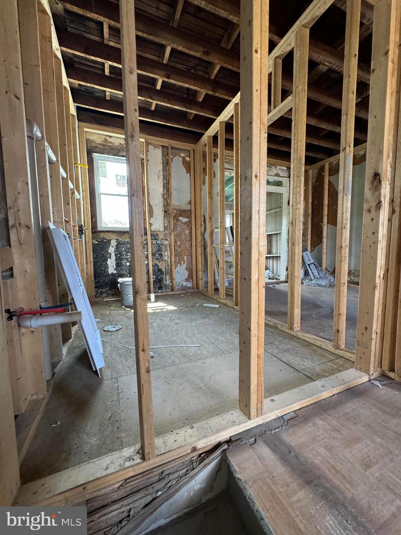 1467 RIDGE PL SE, WASHINGTON, District Of Columbia 20020, 3 Bedrooms Bedrooms, ,3 BathroomsBathrooms,Residential,For sale,1467 RIDGE PL SE,DCDC2155630 MLS # DCDC2155630